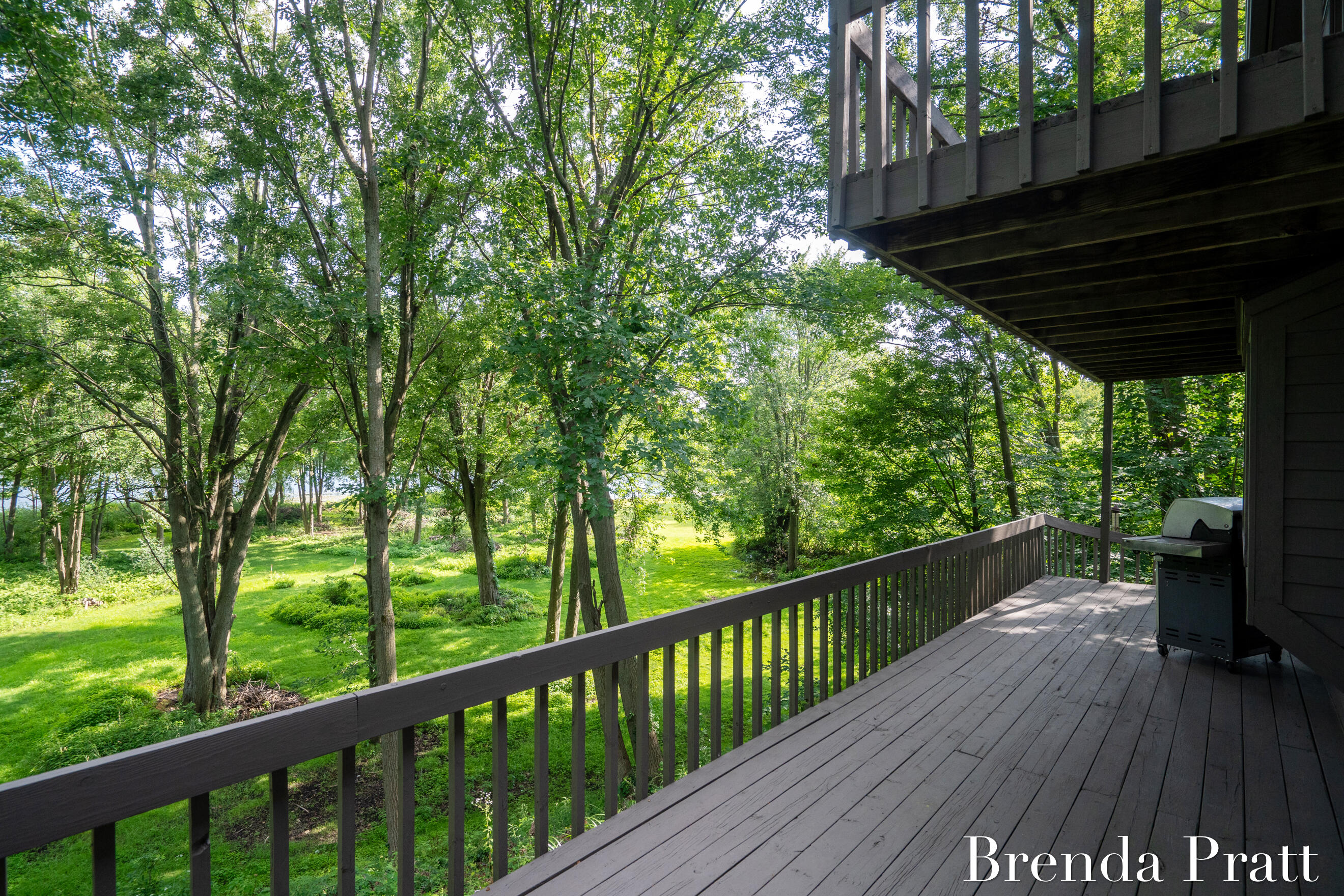 3510 Eastview Drive NE