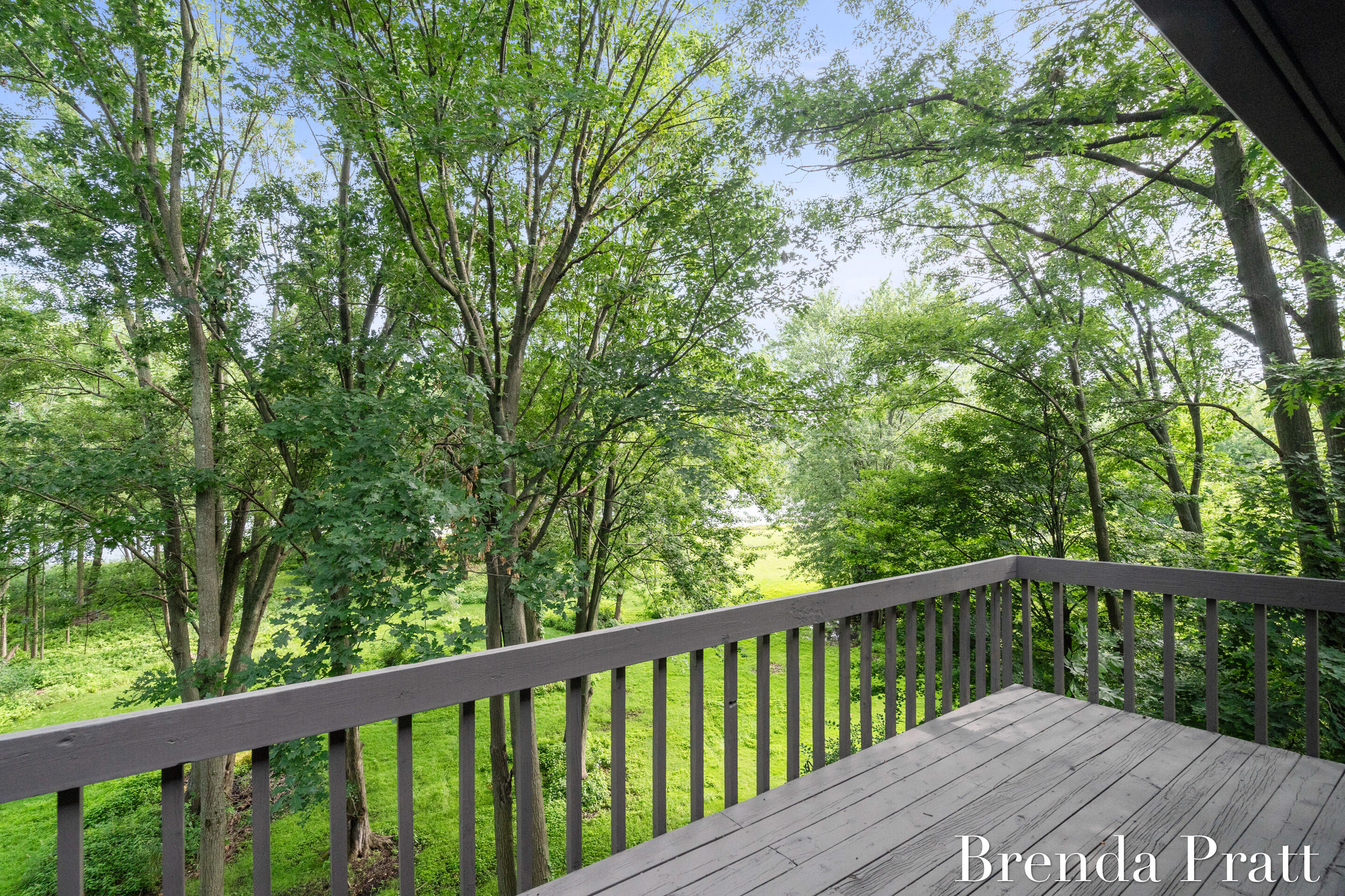 3510 Eastview Drive NE