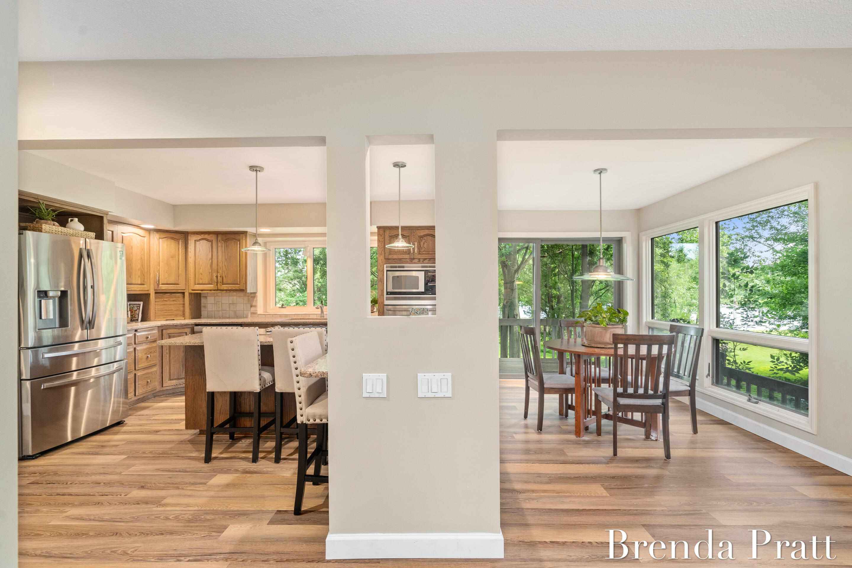 3510 Eastview Drive NE