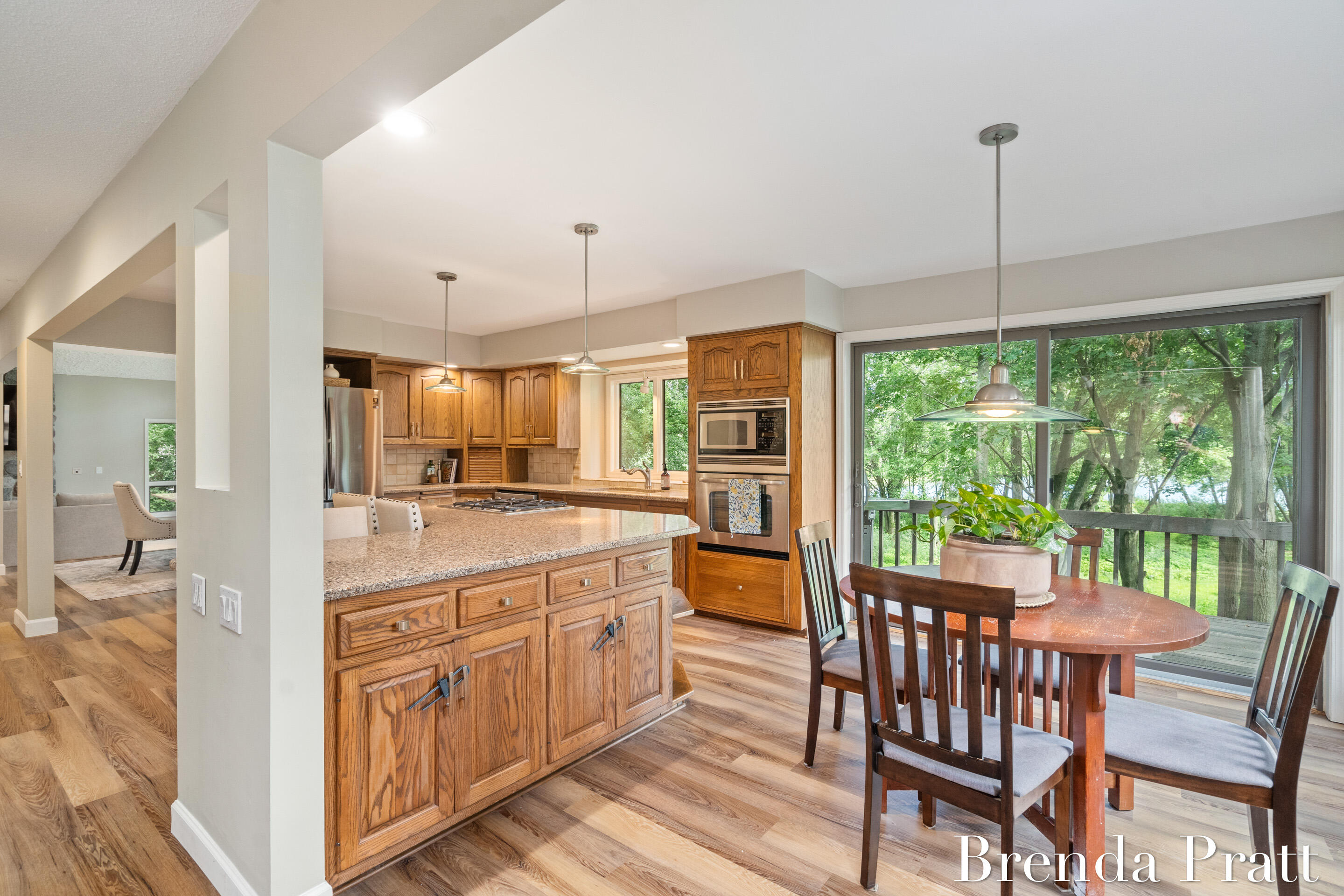 3510 Eastview Drive NE