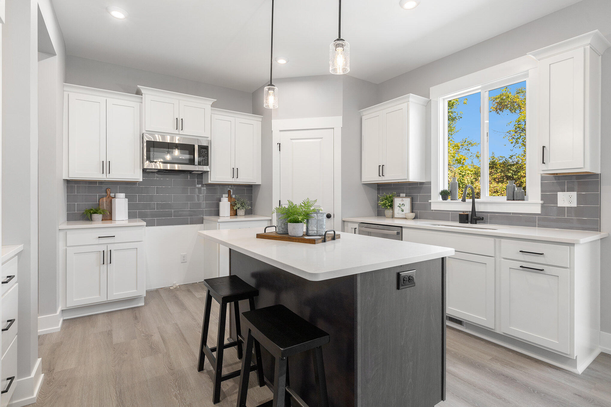 2963 Norway Pine Drive SE