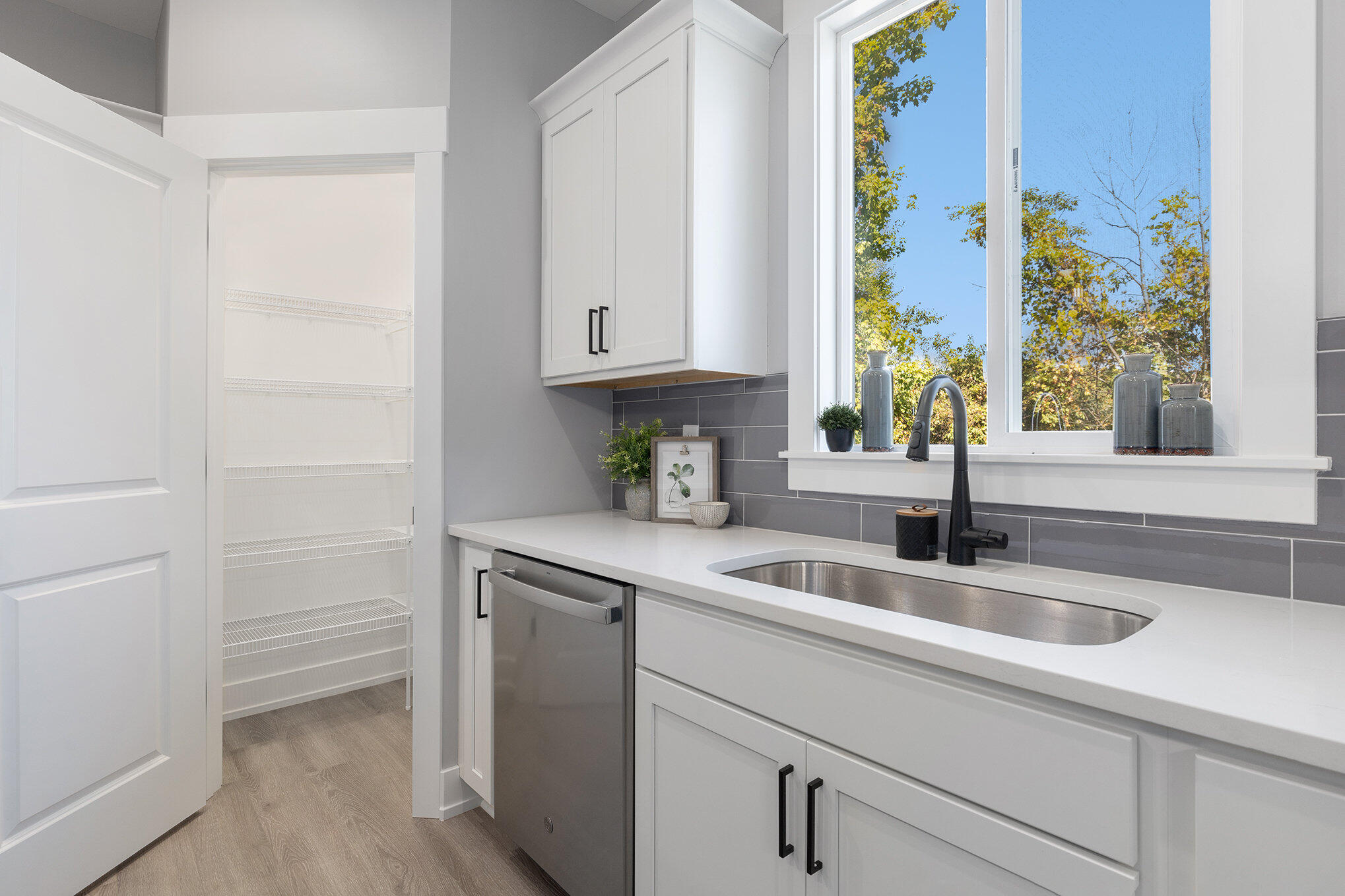 2963 Norway Pine Drive SE