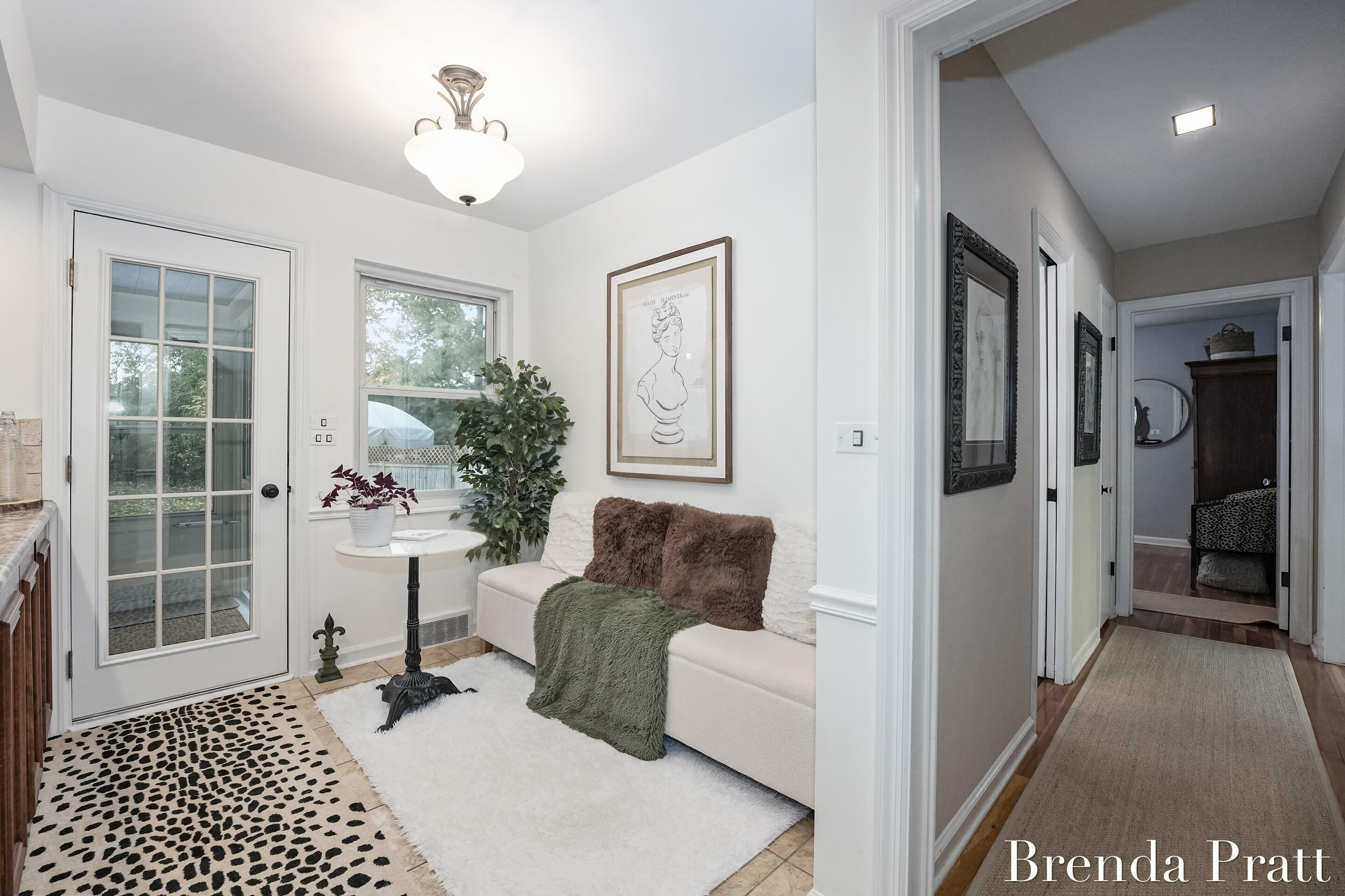 2926 Oakwood Drive SE