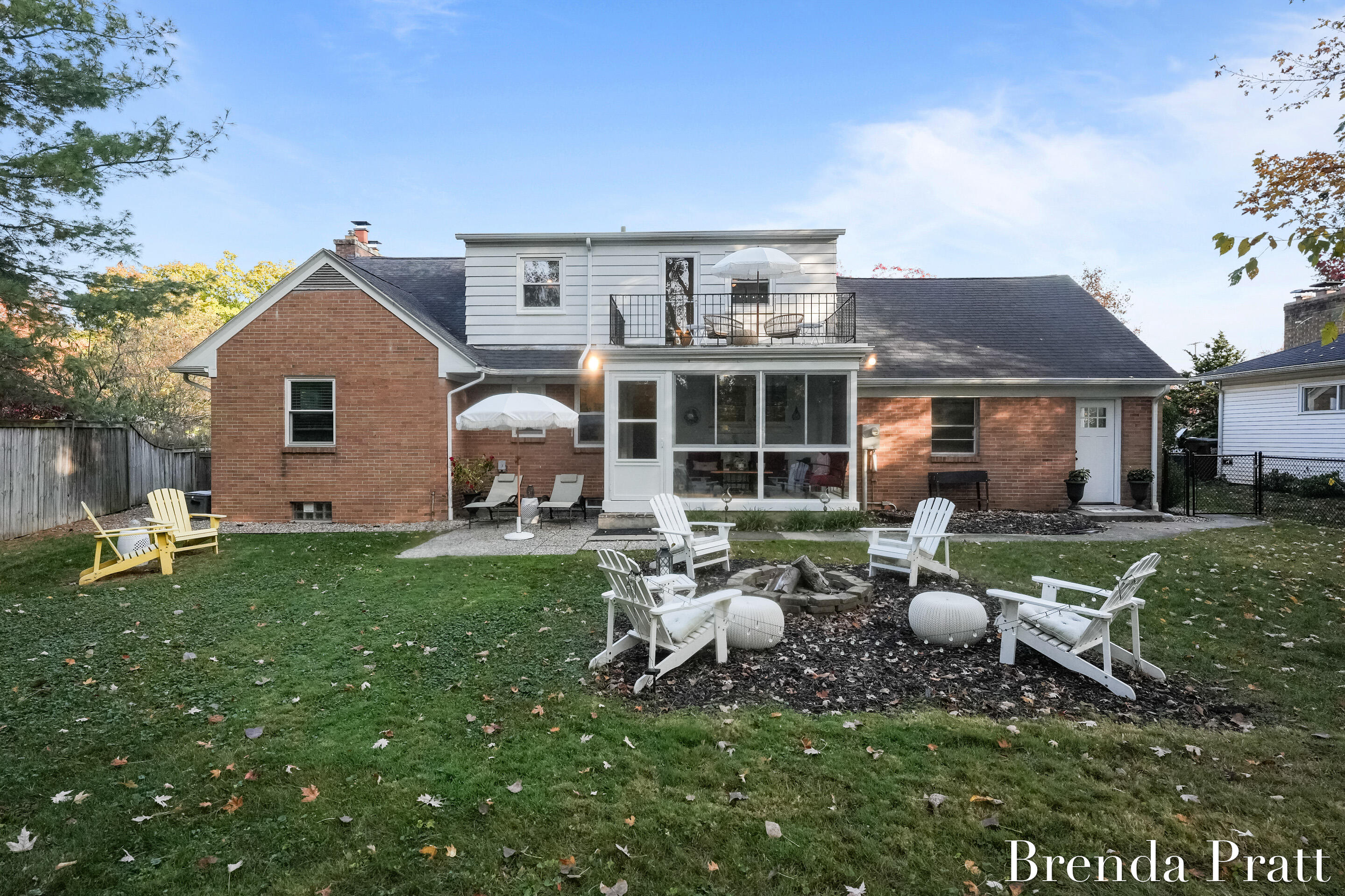 2926 Oakwood Drive SE