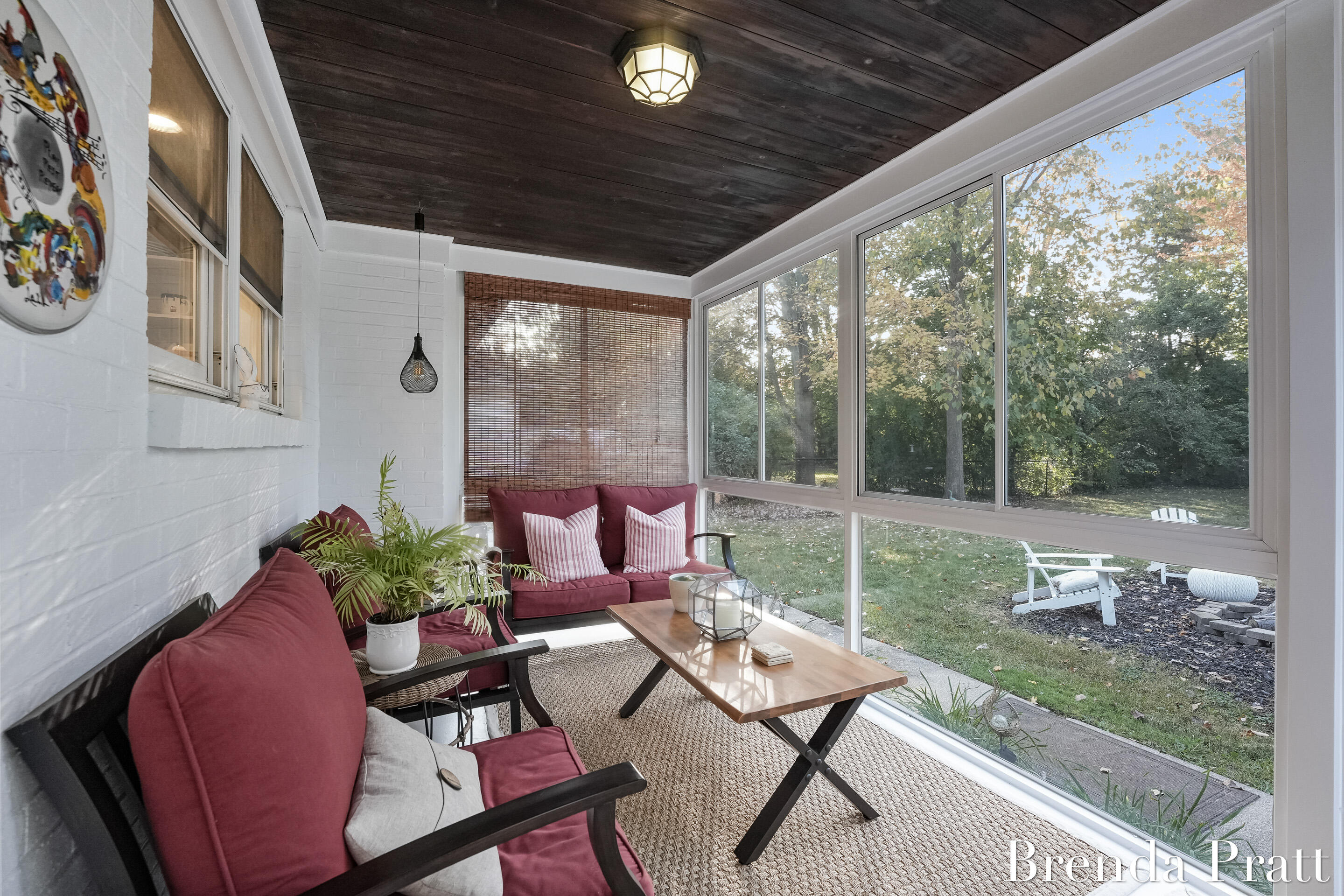 2926 Oakwood Drive SE