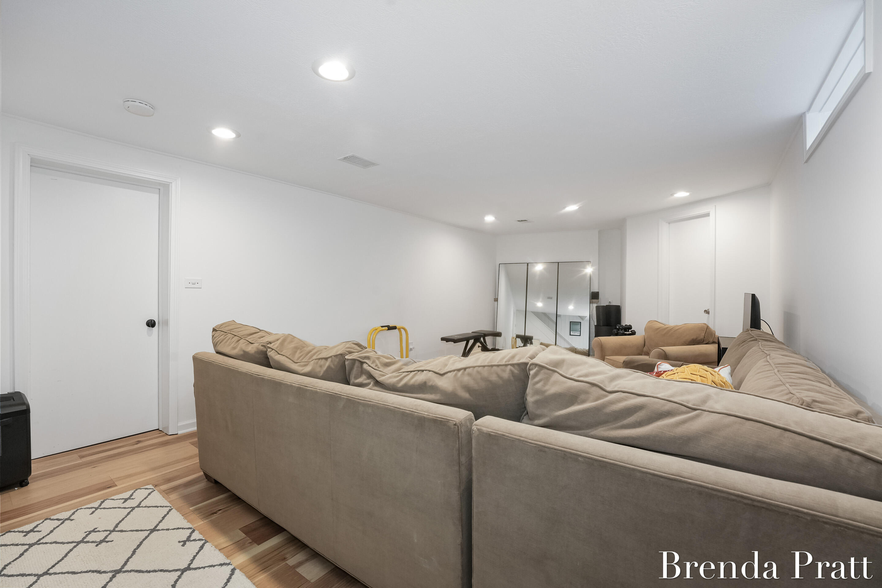 2926 Oakwood Drive SE