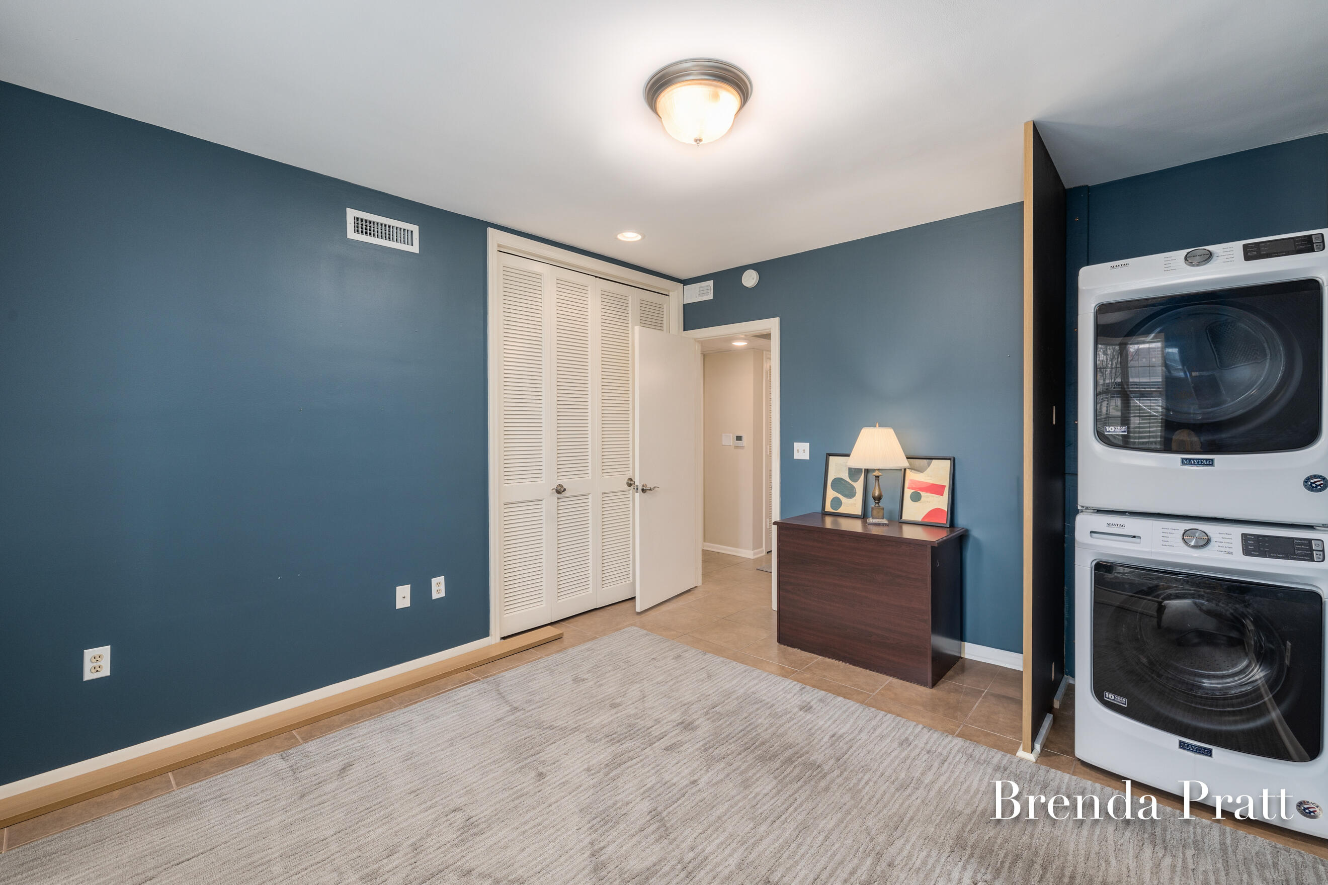 2311 Wealthy Street SE 7