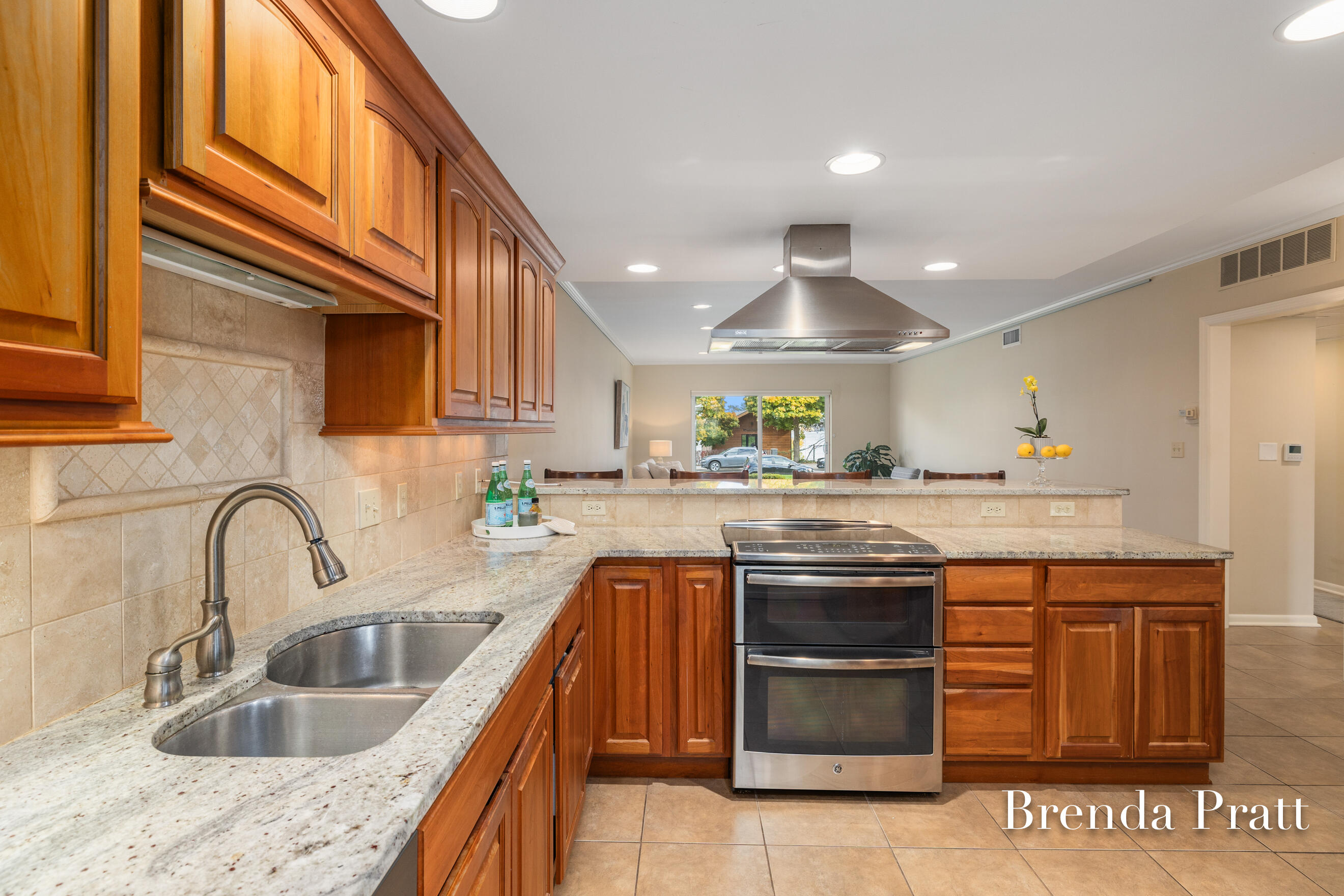 2311 Wealthy Street SE 7