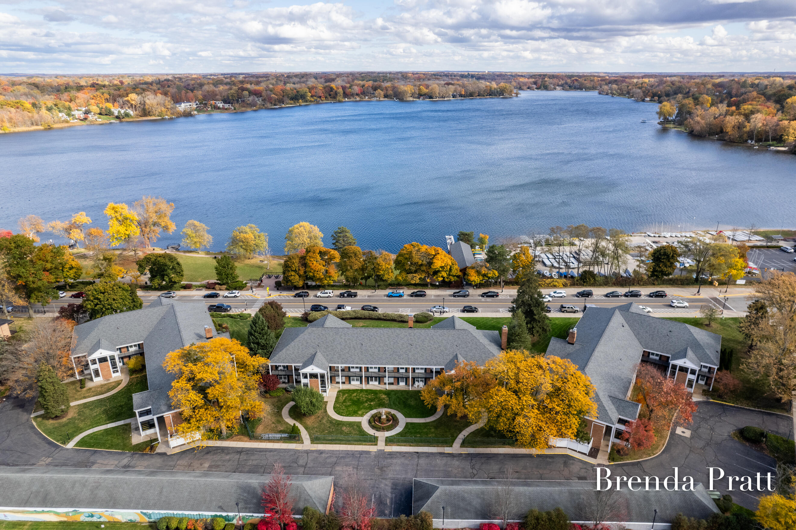 2311 Wealthy Street SE 7