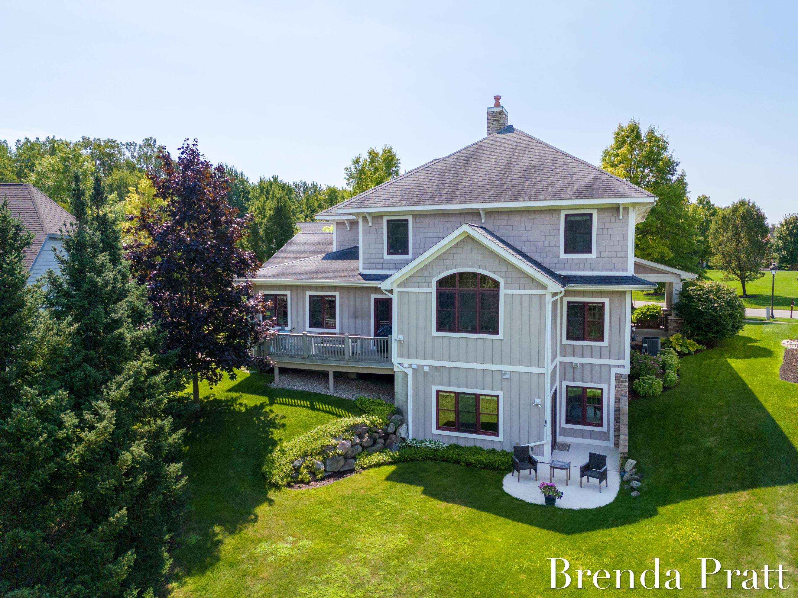 4301 Saddleback Court NE