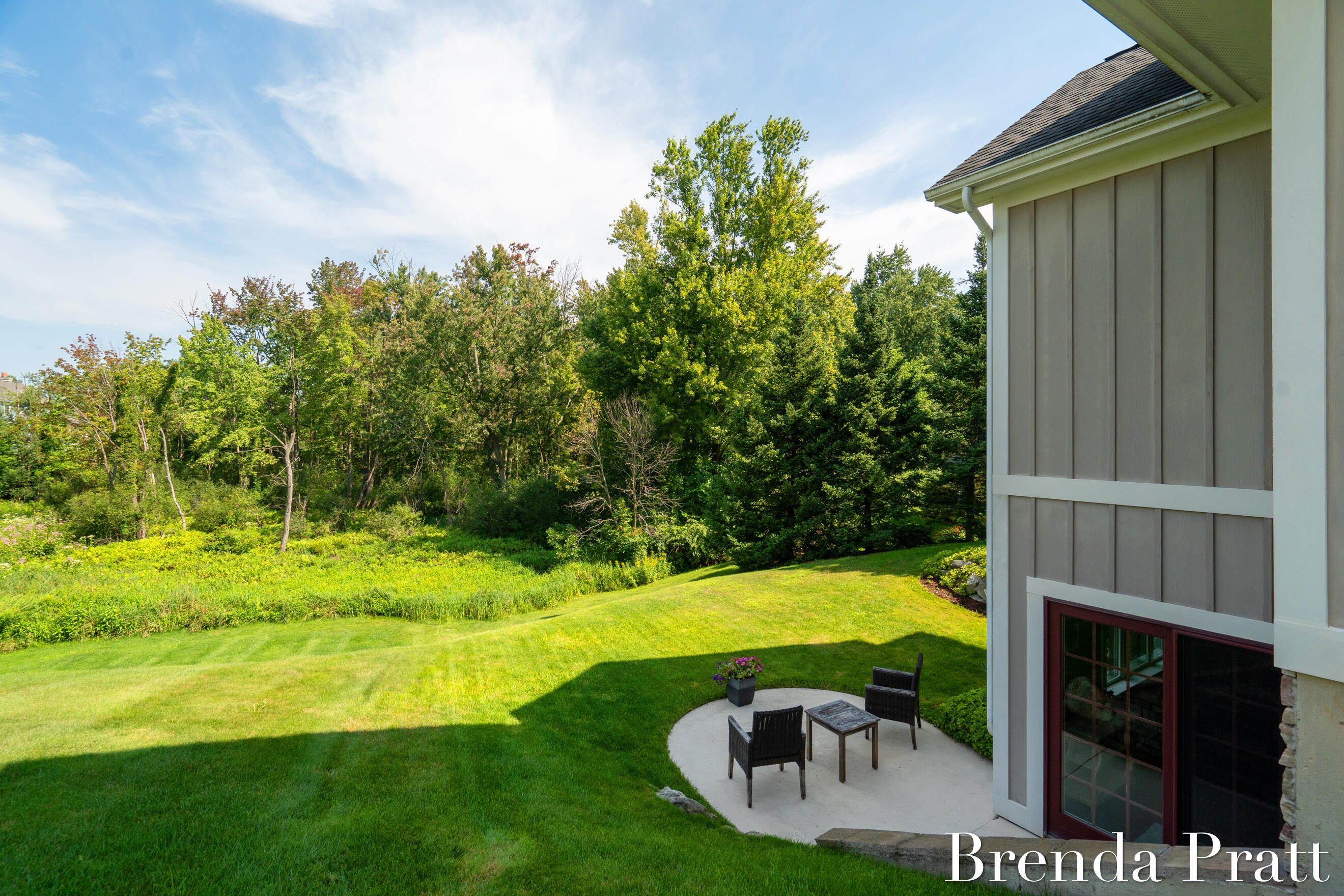 4301 Saddleback Court NE