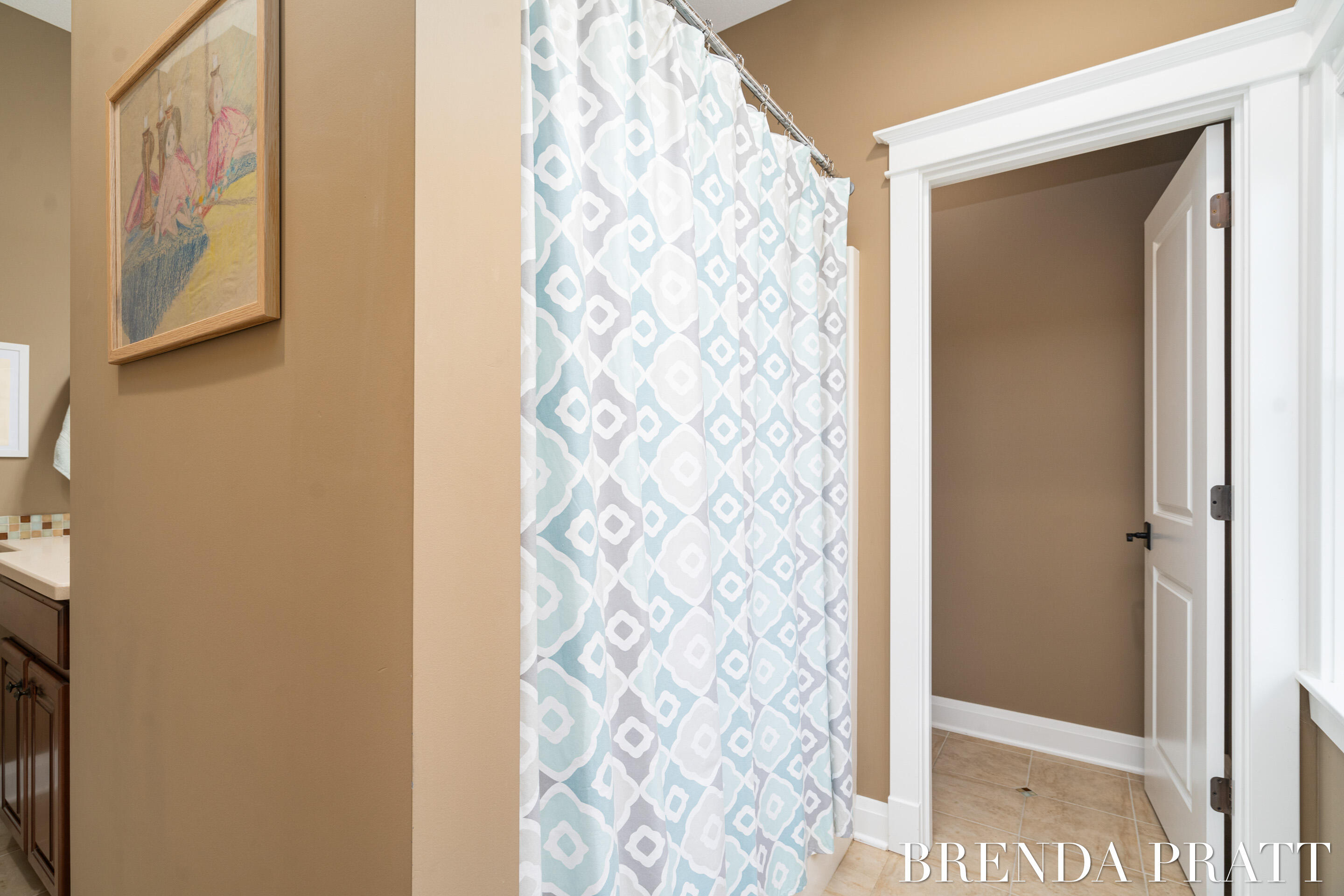 4301 Saddleback Court NE