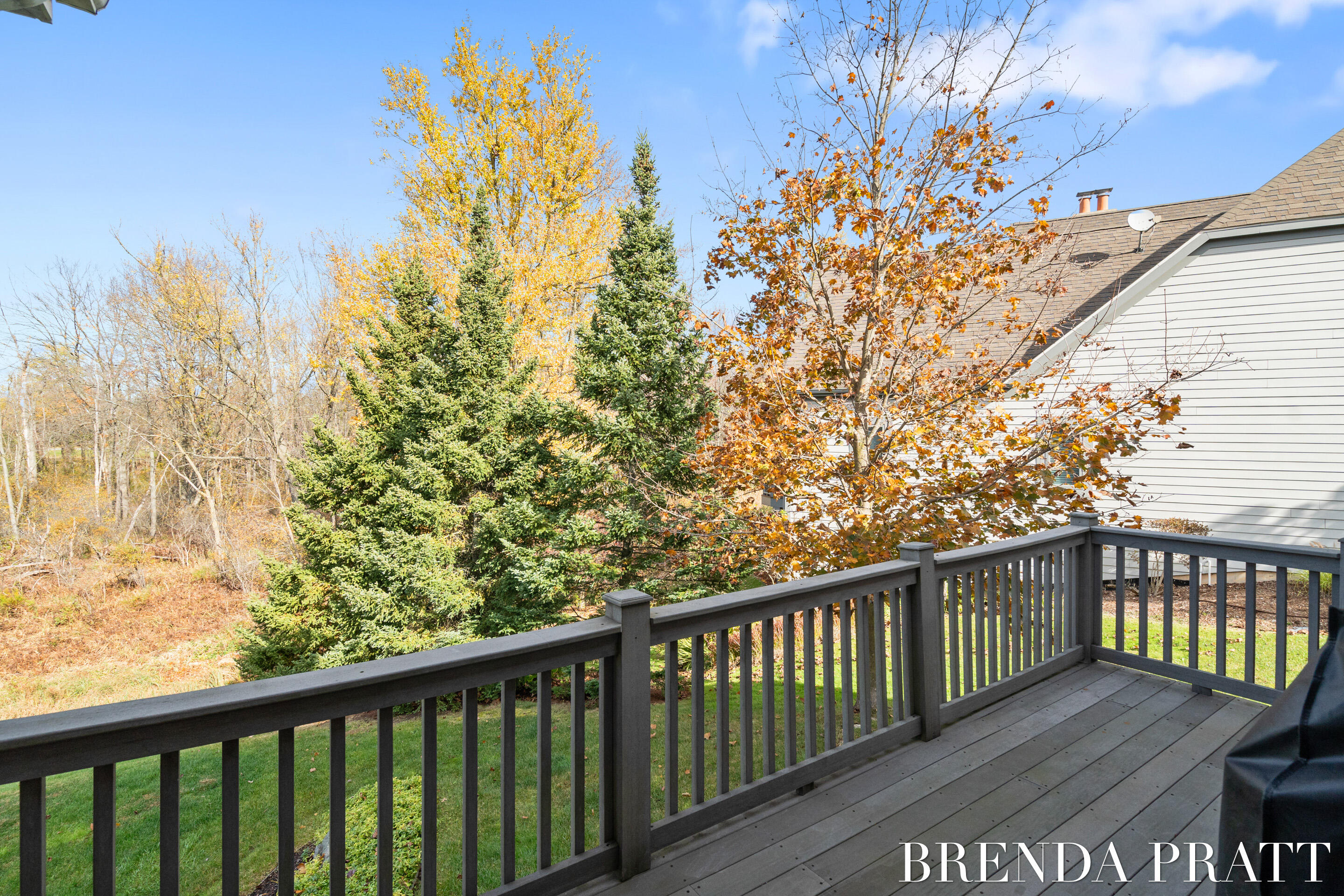 4301 Saddleback Court NE