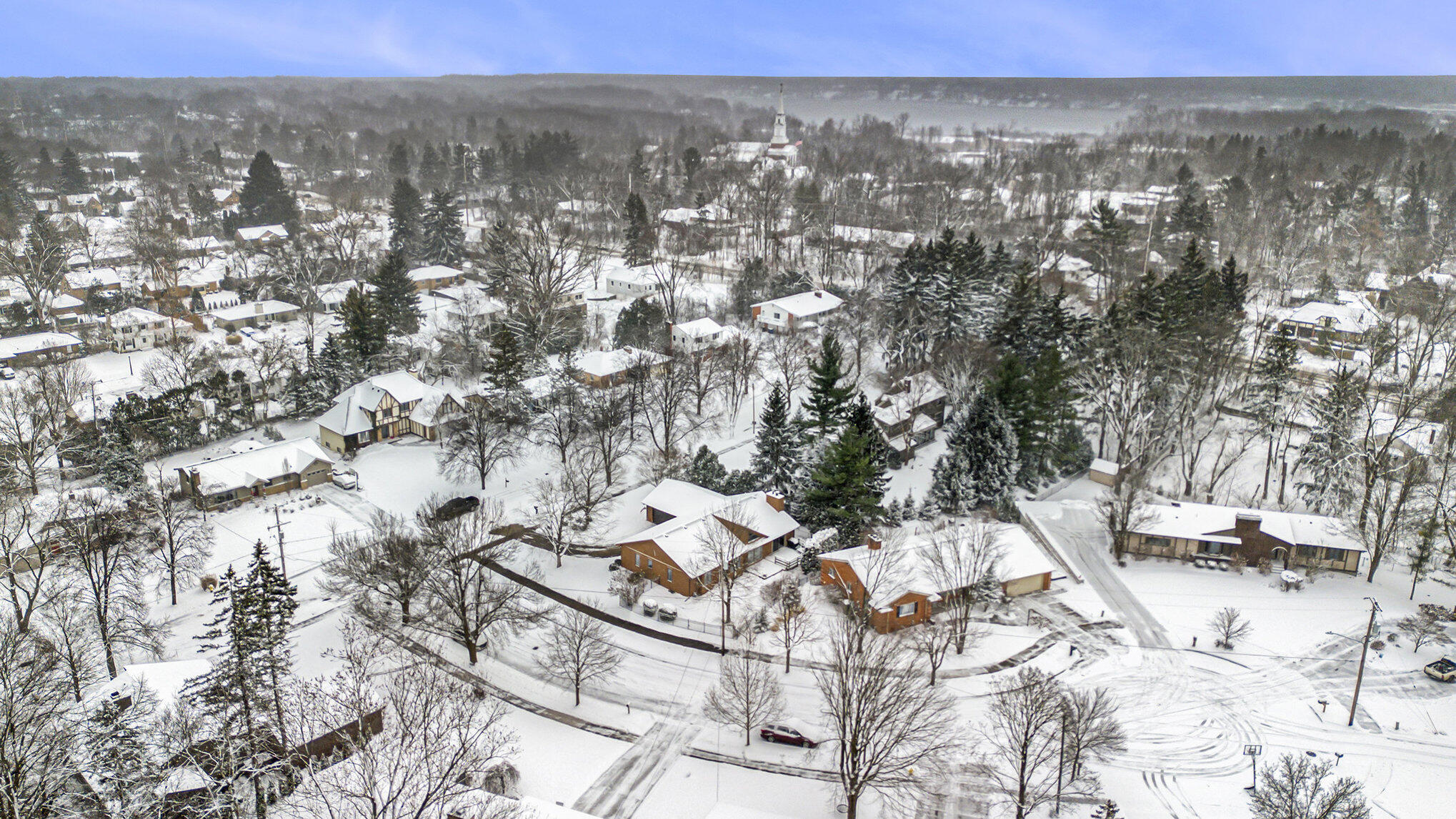 39 Worcester Drive NE