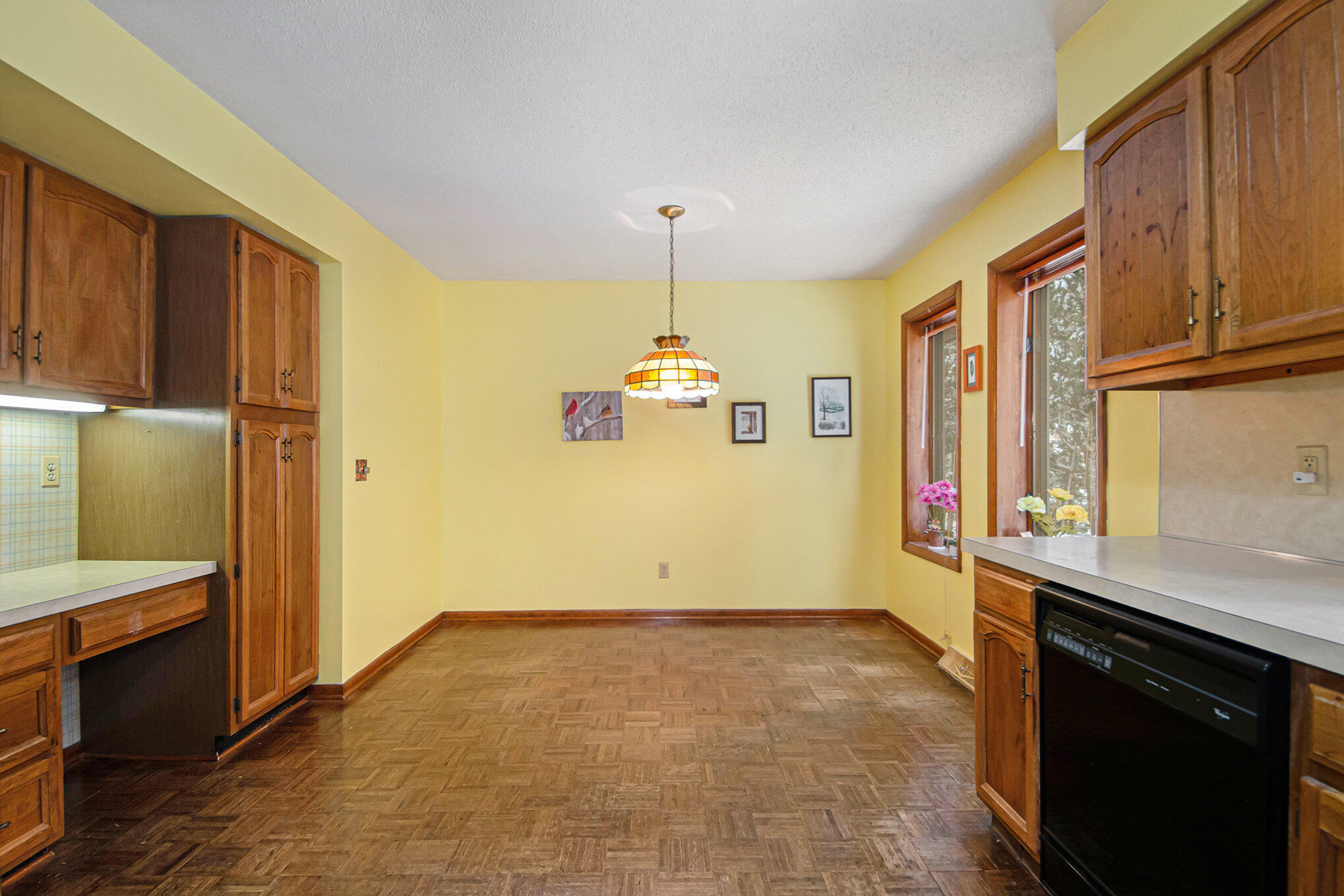 39 Worcester Drive NE