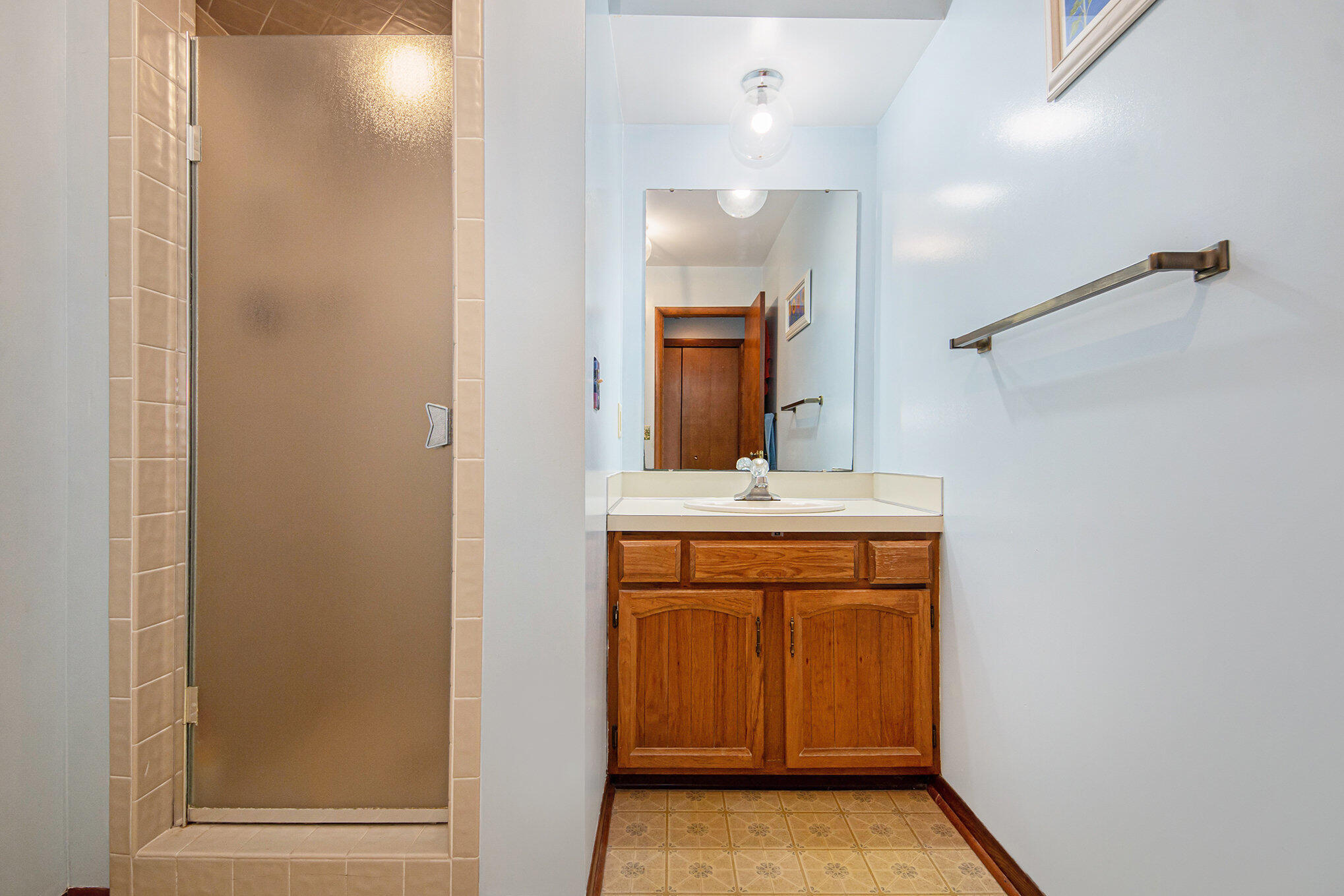 39 Worcester Drive NE