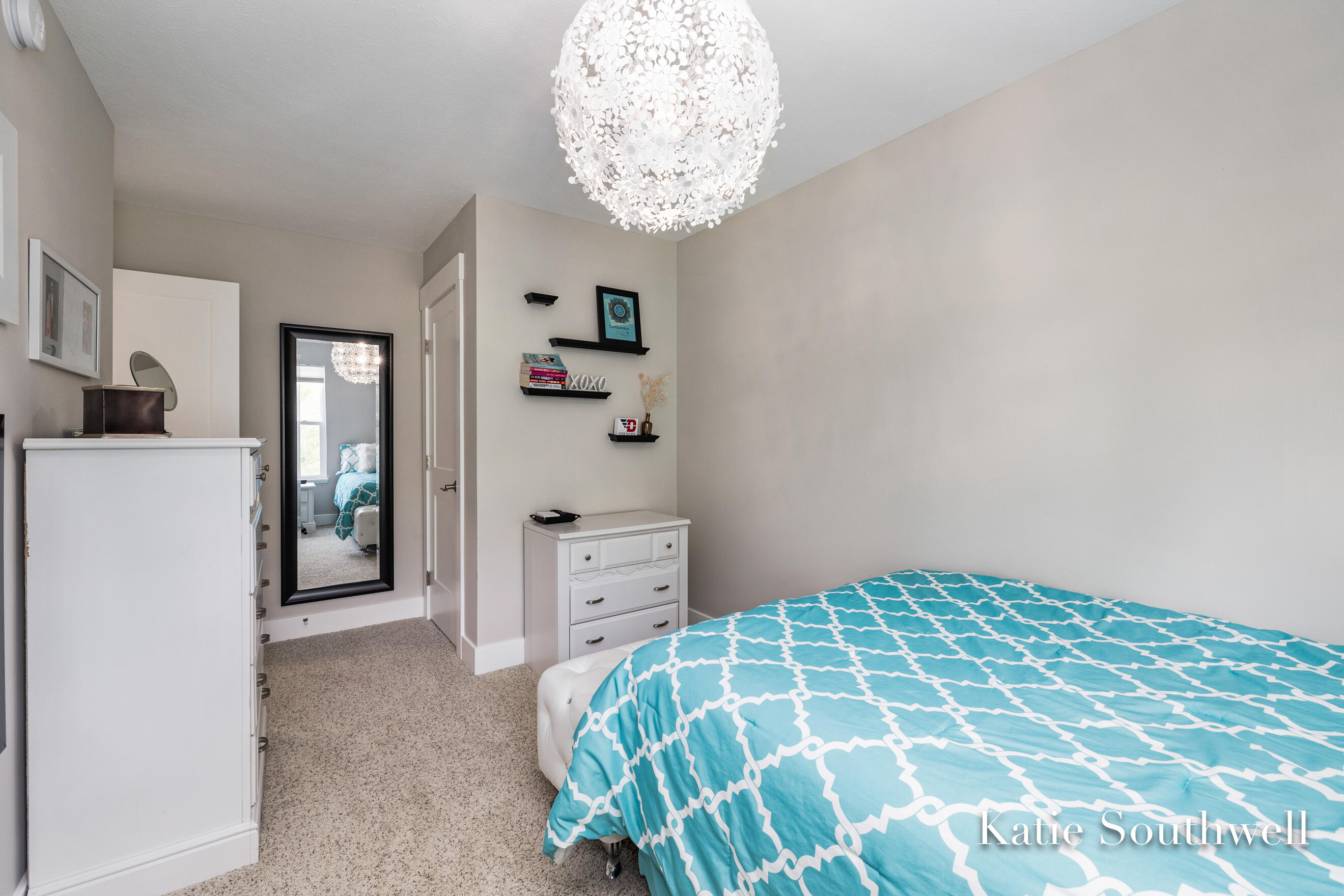 2349 Watertown Way