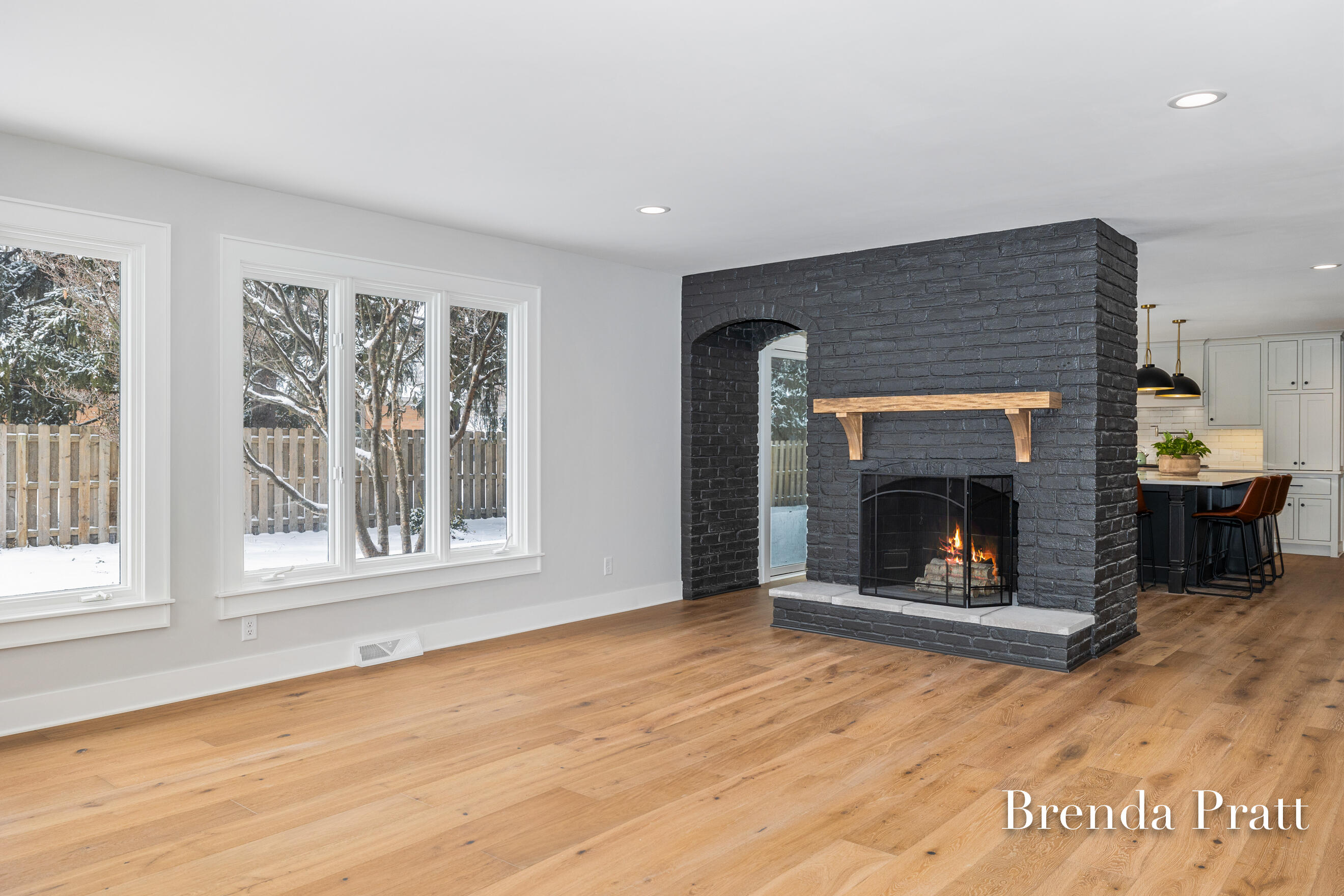 305 Arlington Drive SE