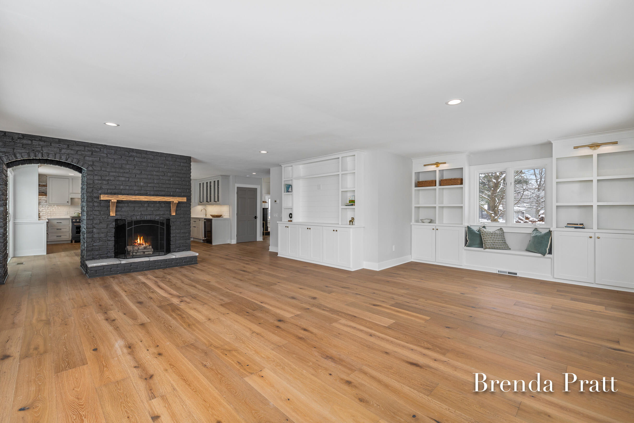 305 Arlington Drive SE