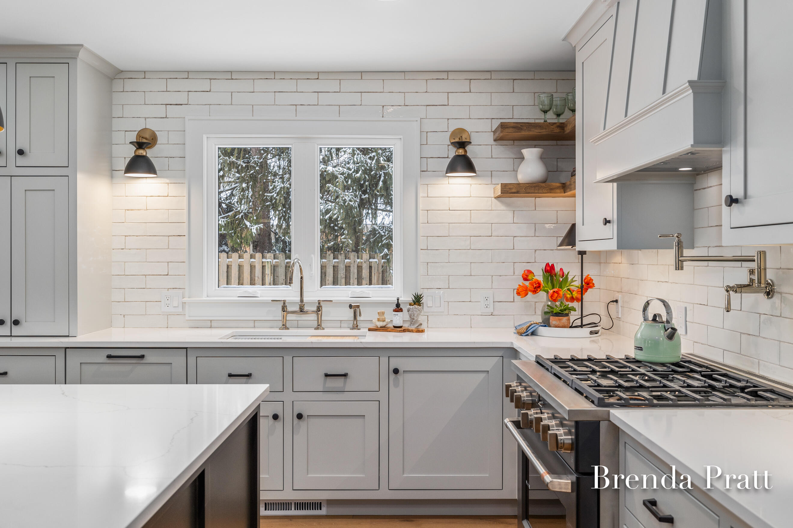 305 Arlington Drive SE