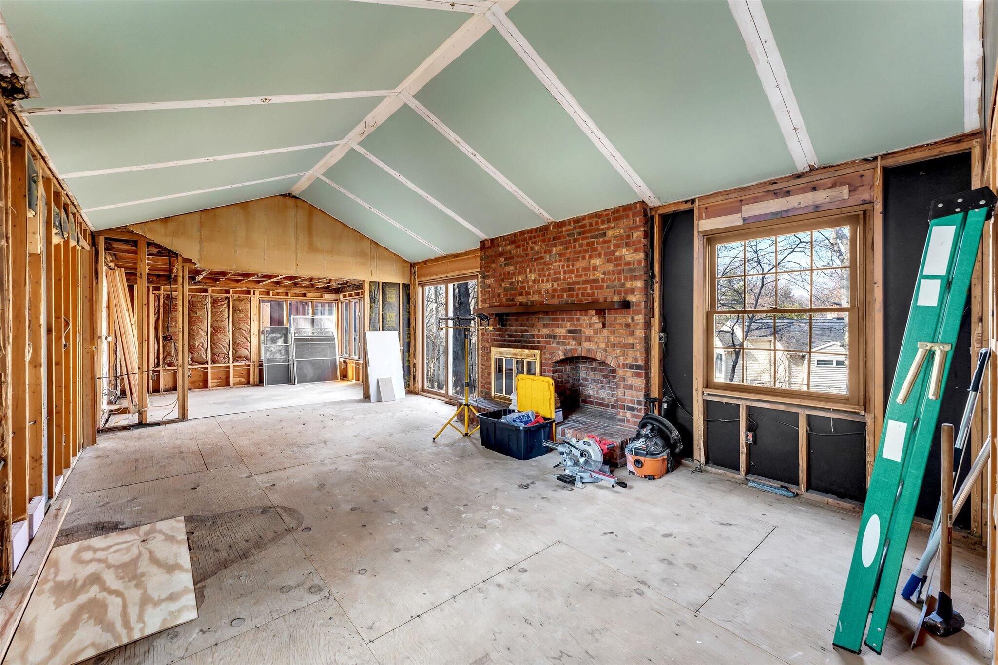 2559 Alger Street SE