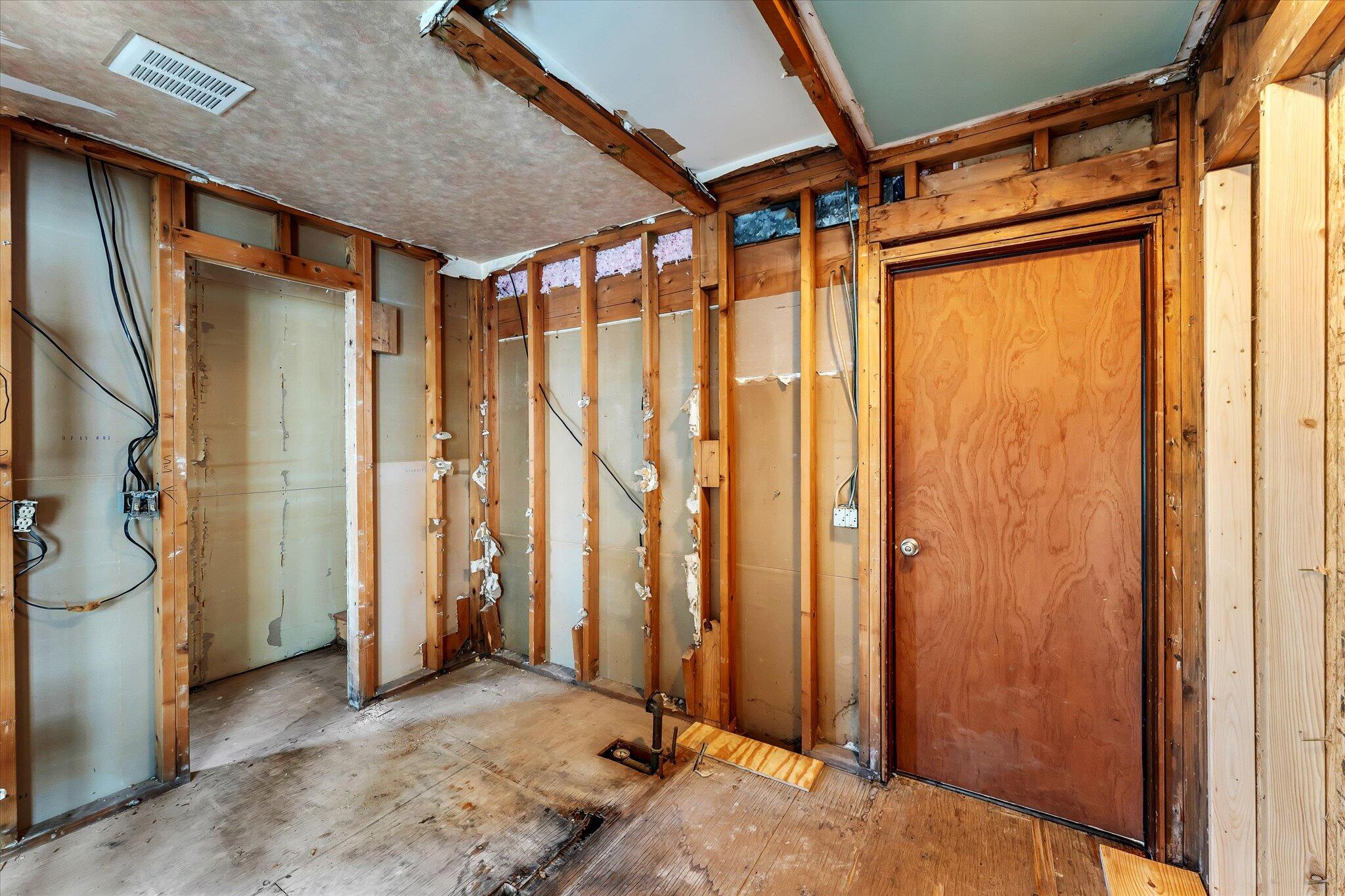 2559 Alger Street SE