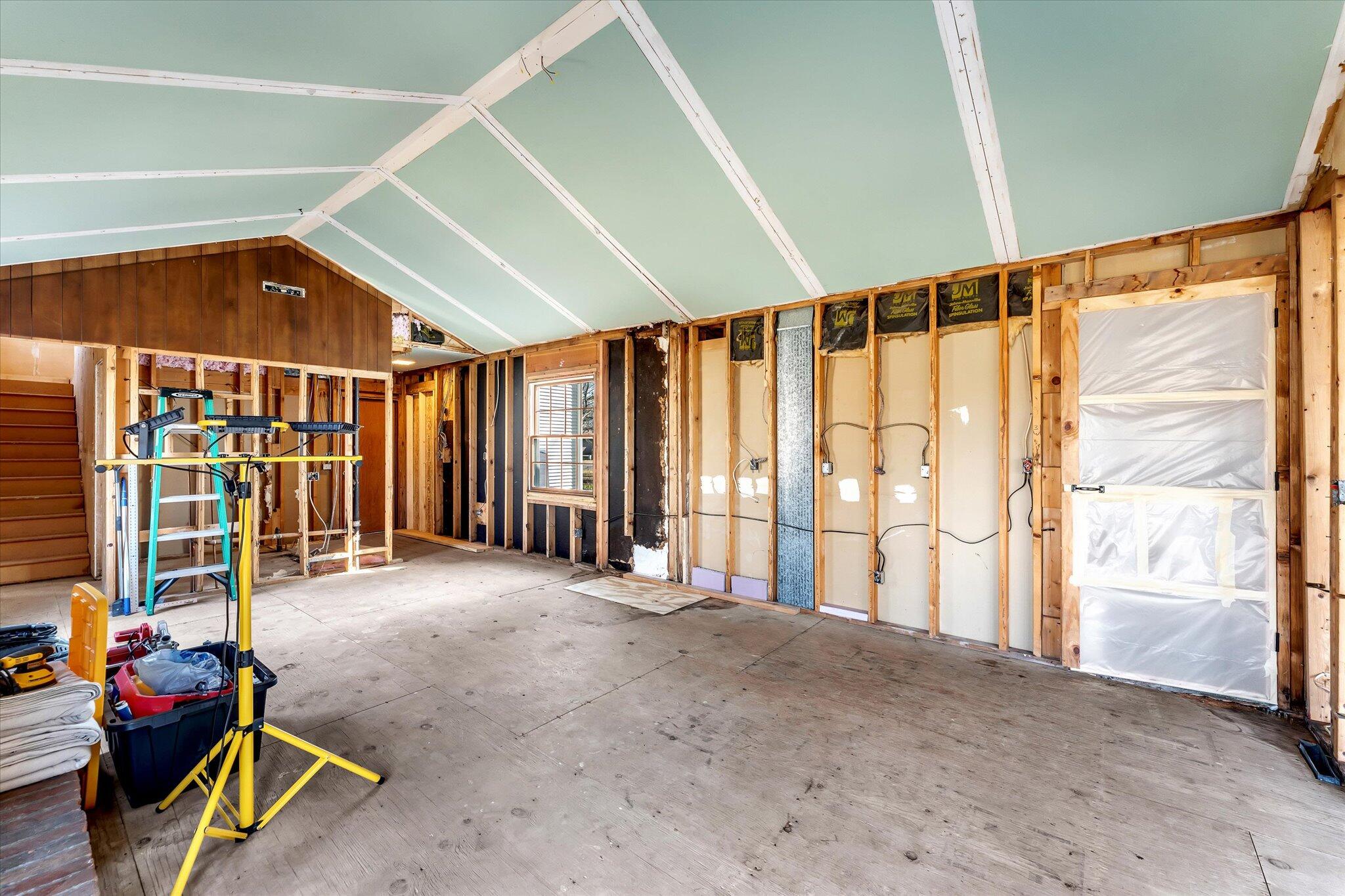 2559 Alger Street SE