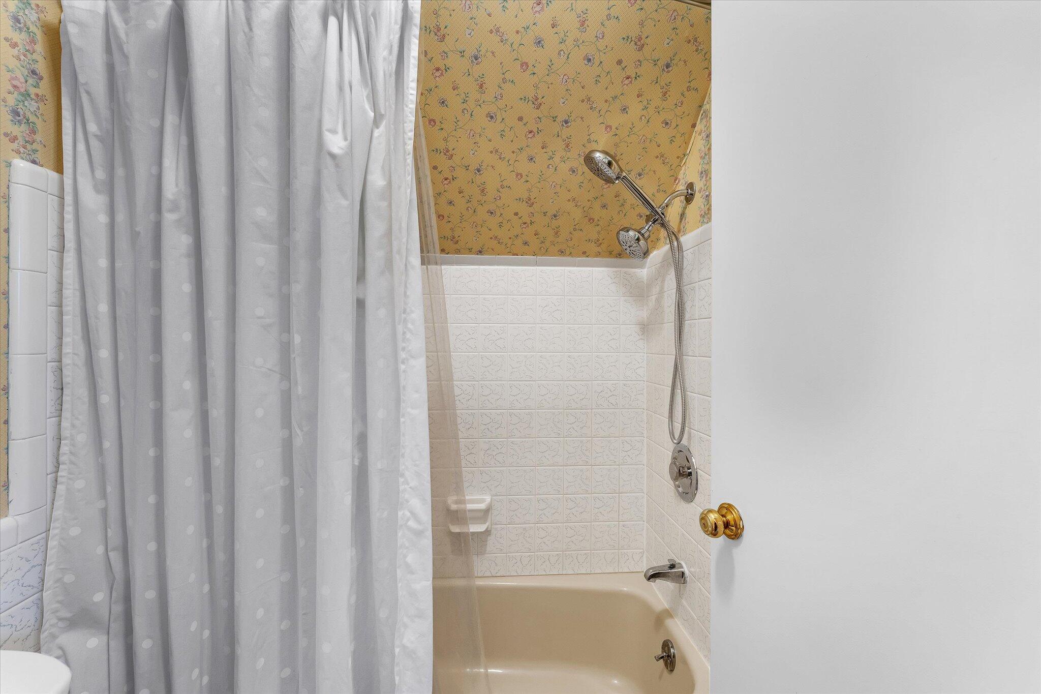 2559 Alger Street SE