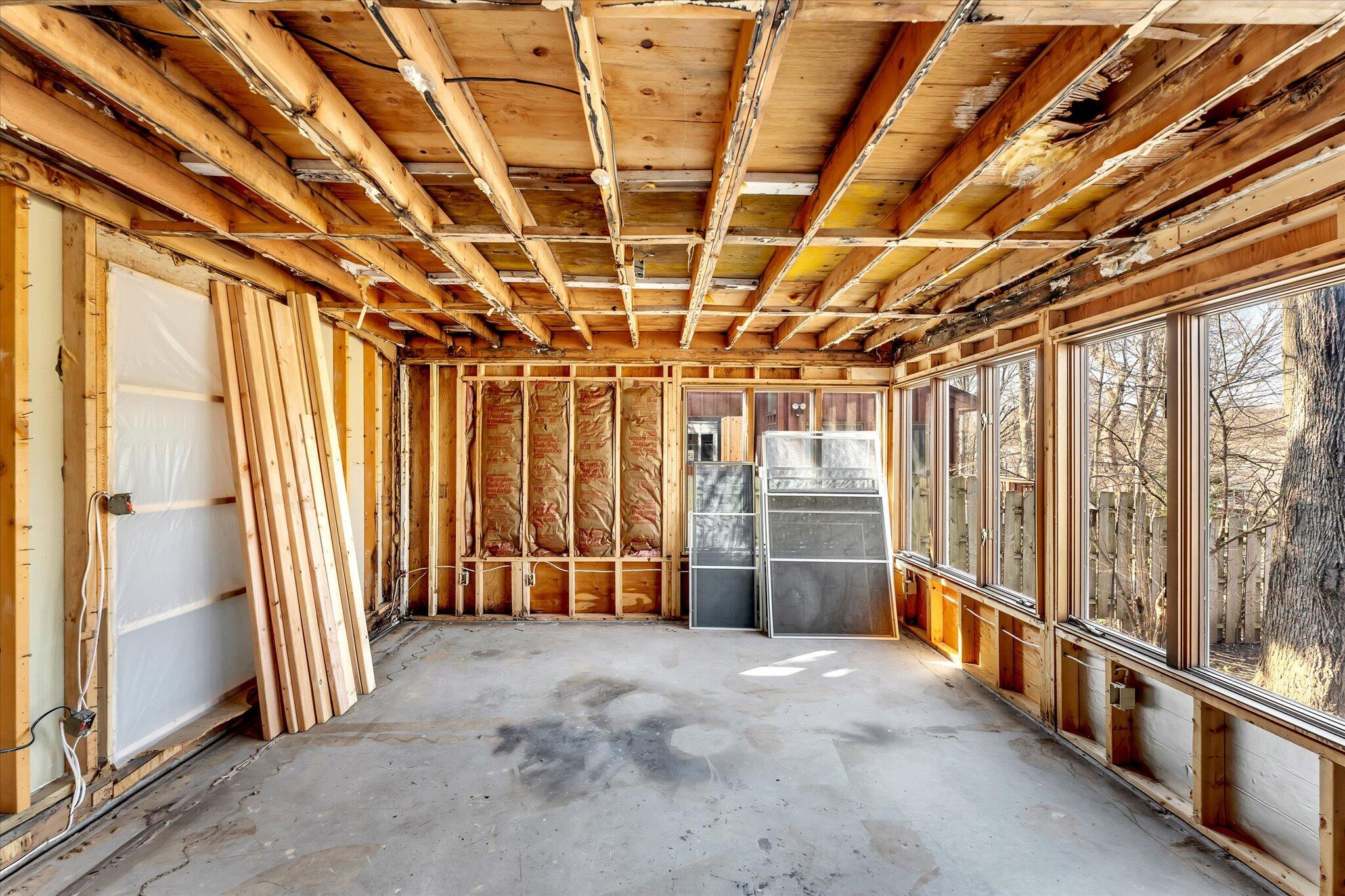 2559 Alger Street SE