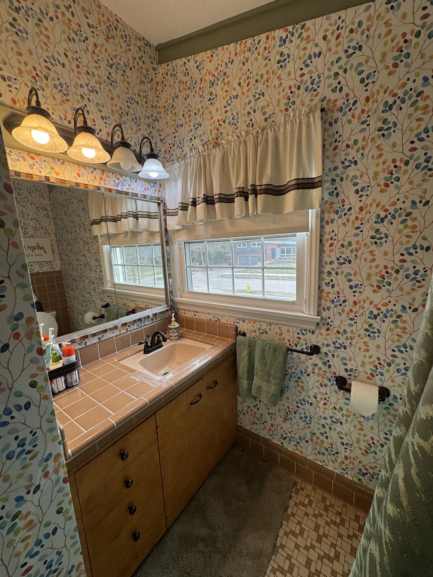 2117 Coronado Drive SE