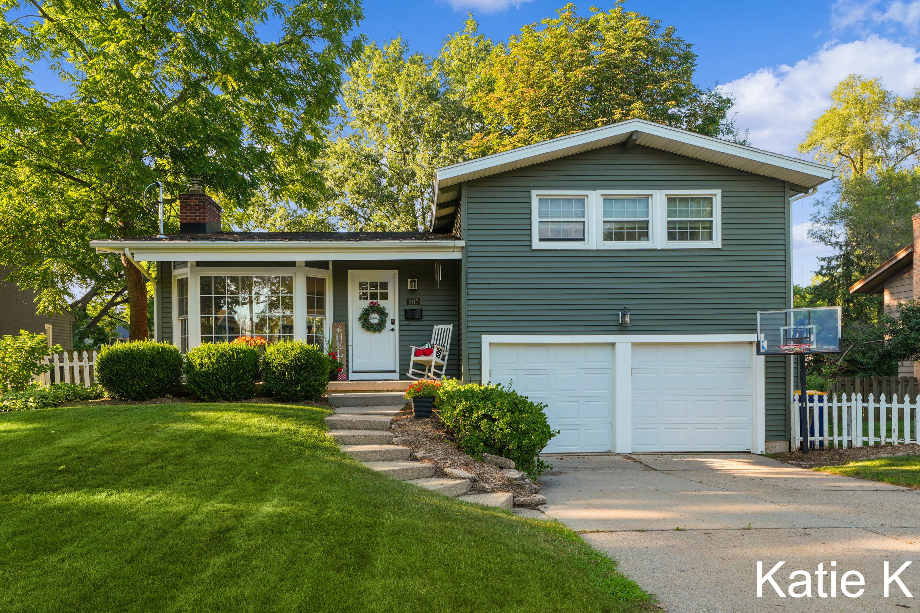 2117 Coronado Drive SE