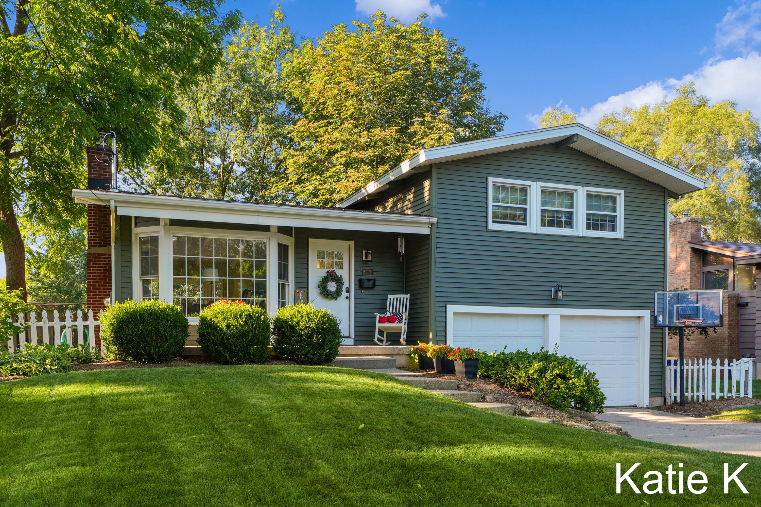 2117 Coronado Drive SE