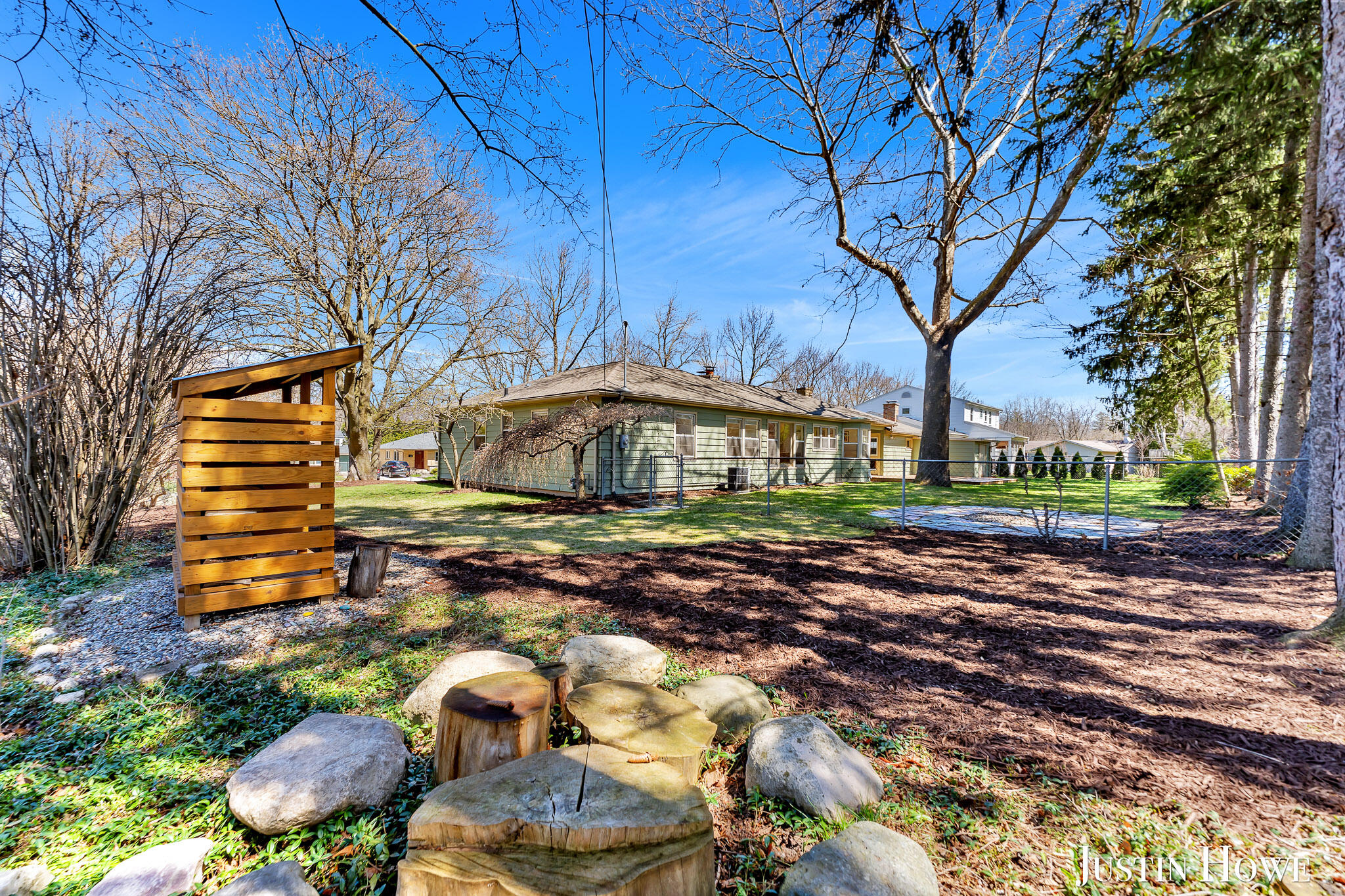 1824 Duffield Drive NE