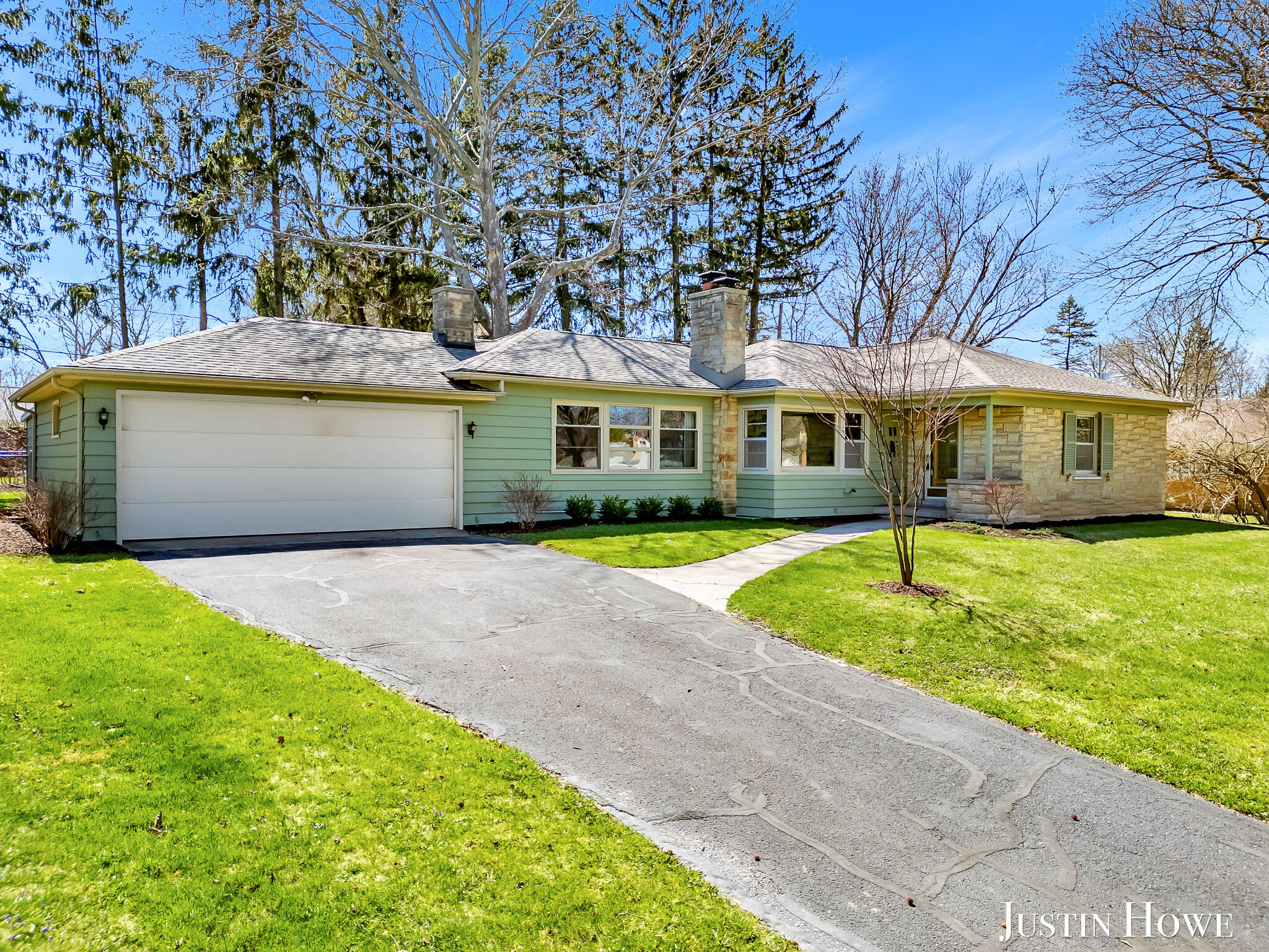 1824 Duffield Drive NE