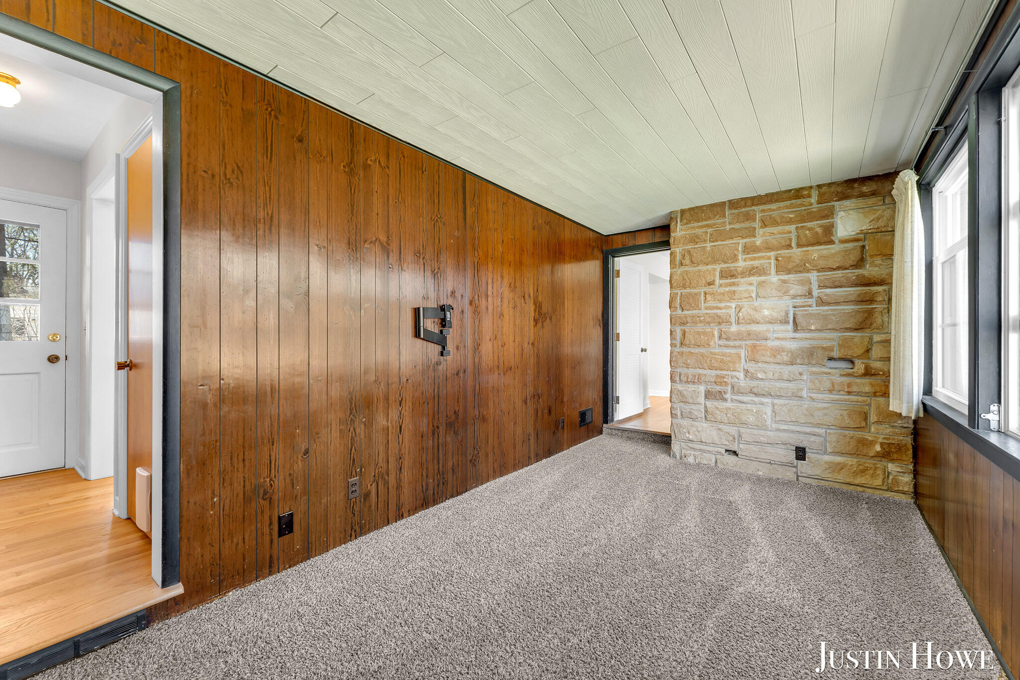 1824 Duffield Drive NE