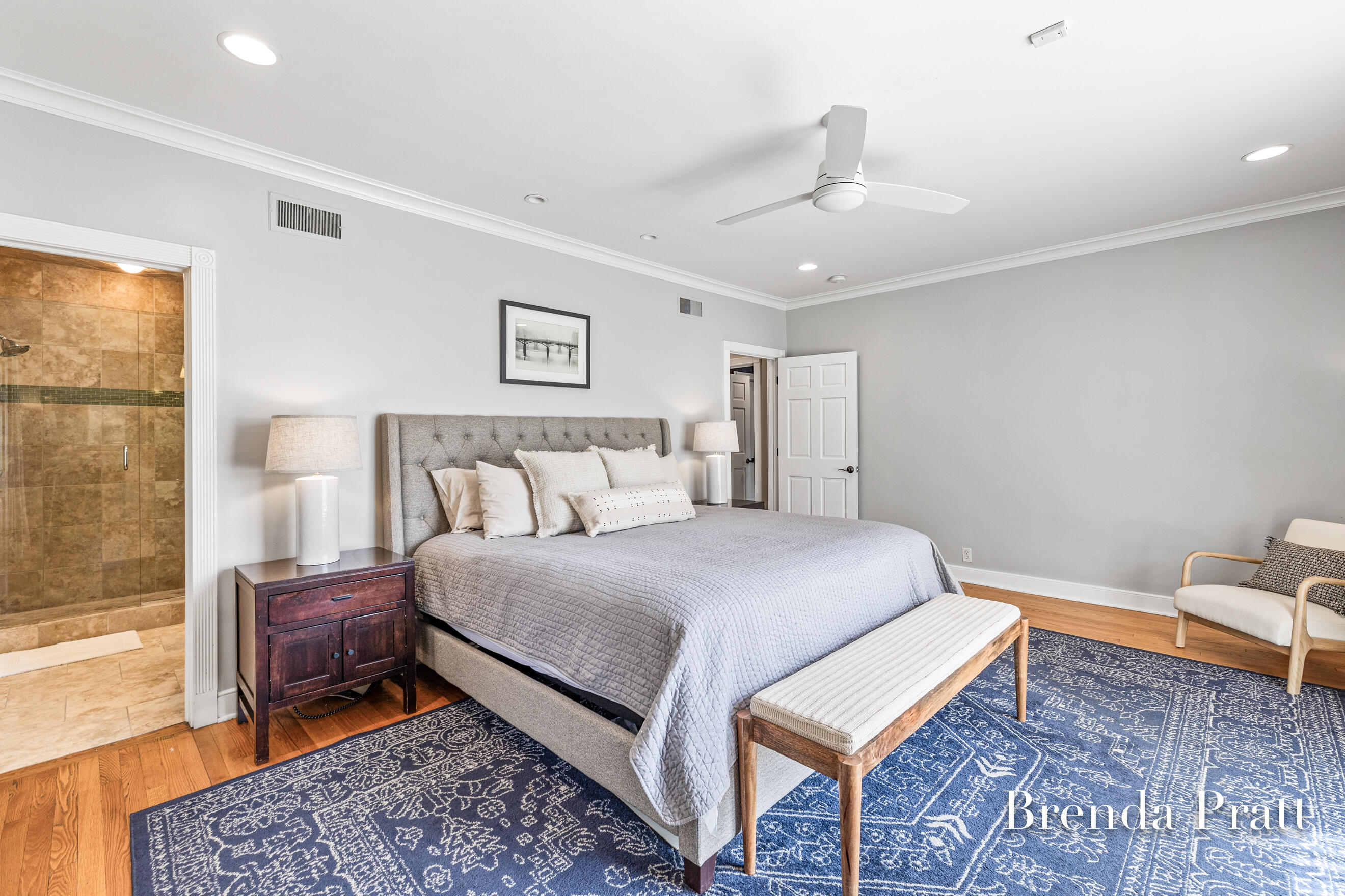 400 Cambridge Boulevard SE