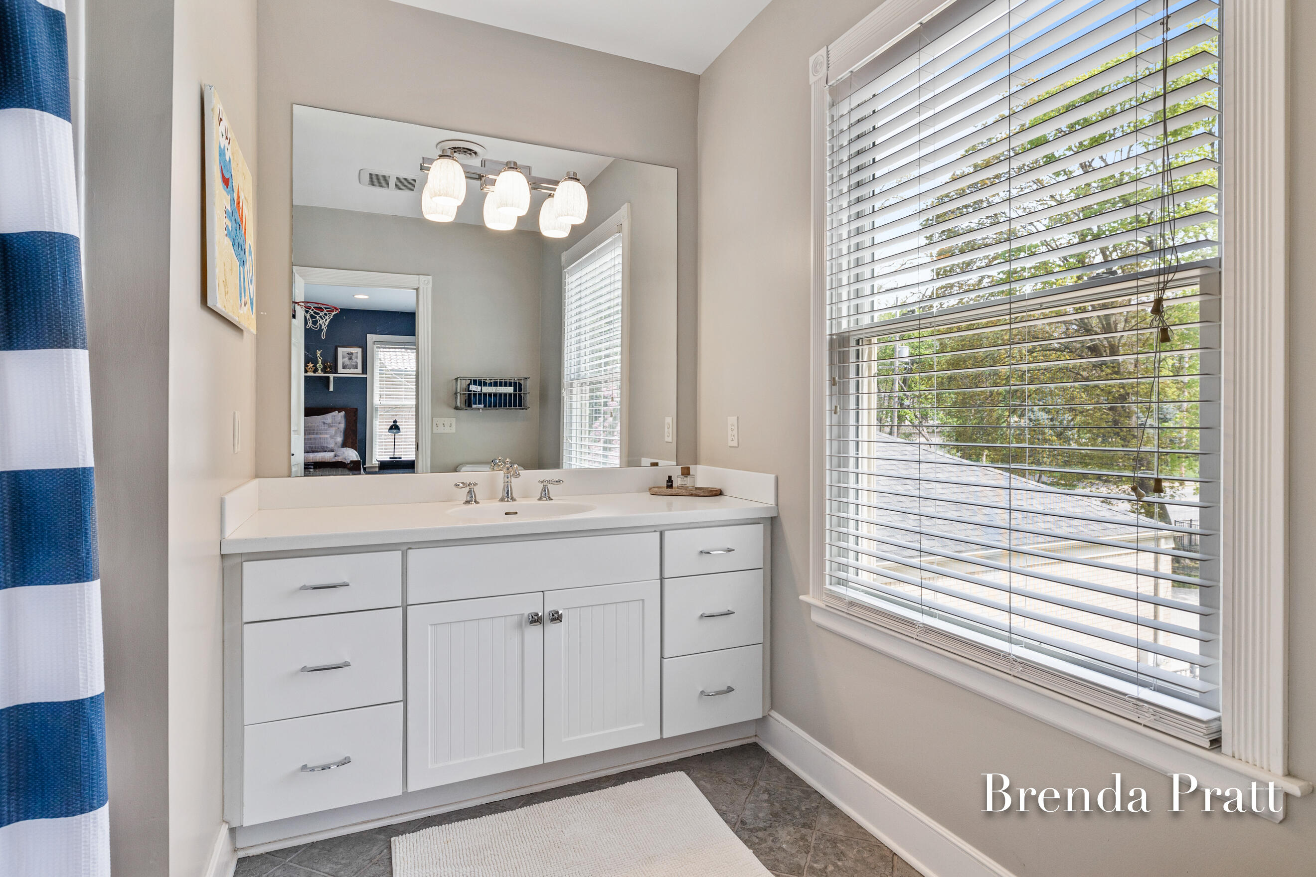 400 Cambridge Boulevard SE