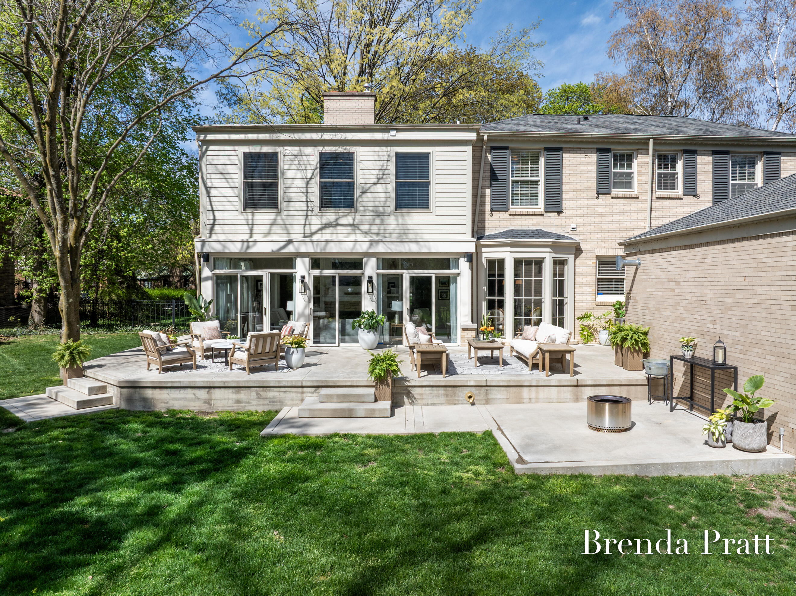 400 Cambridge Boulevard SE