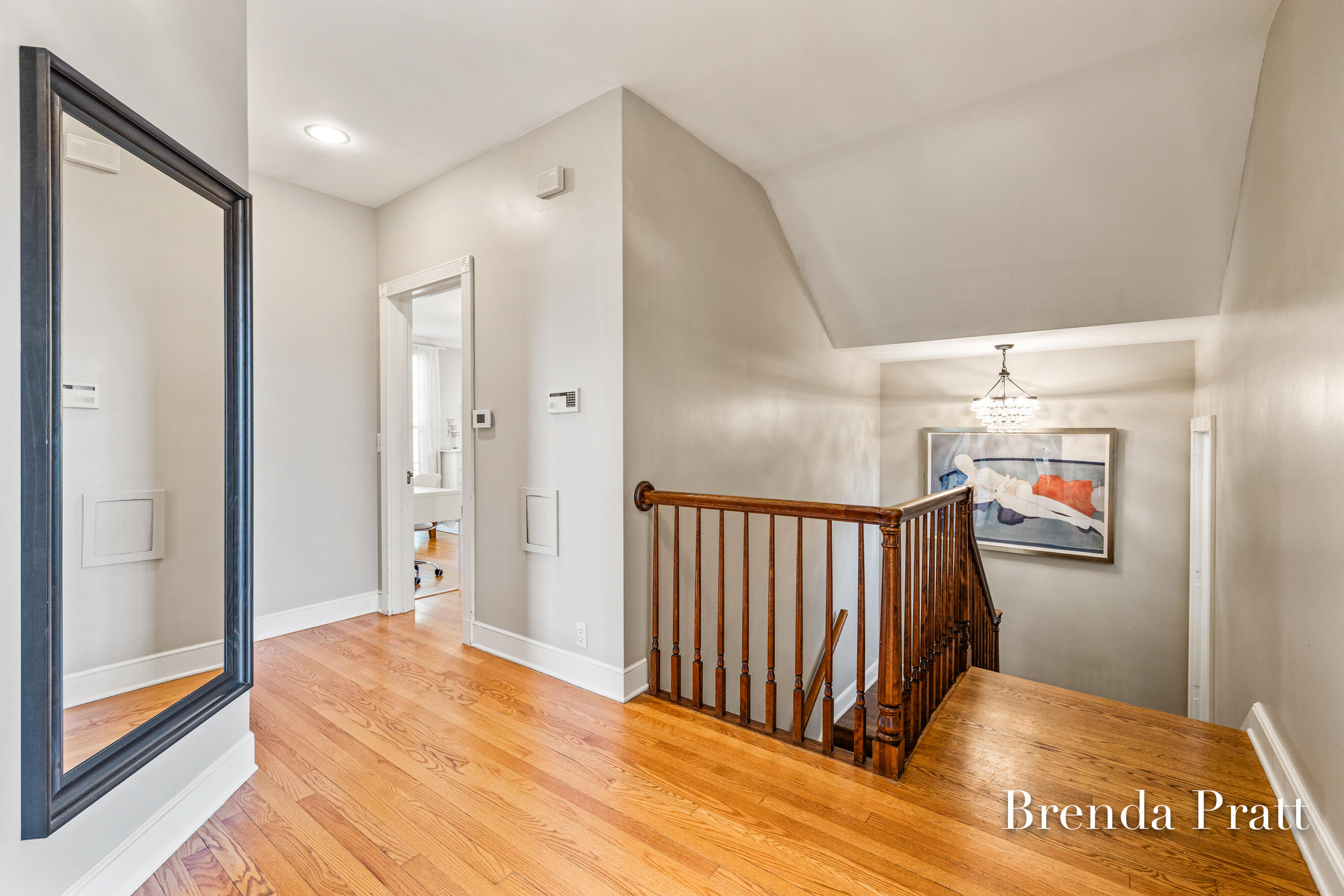 400 Cambridge Boulevard SE