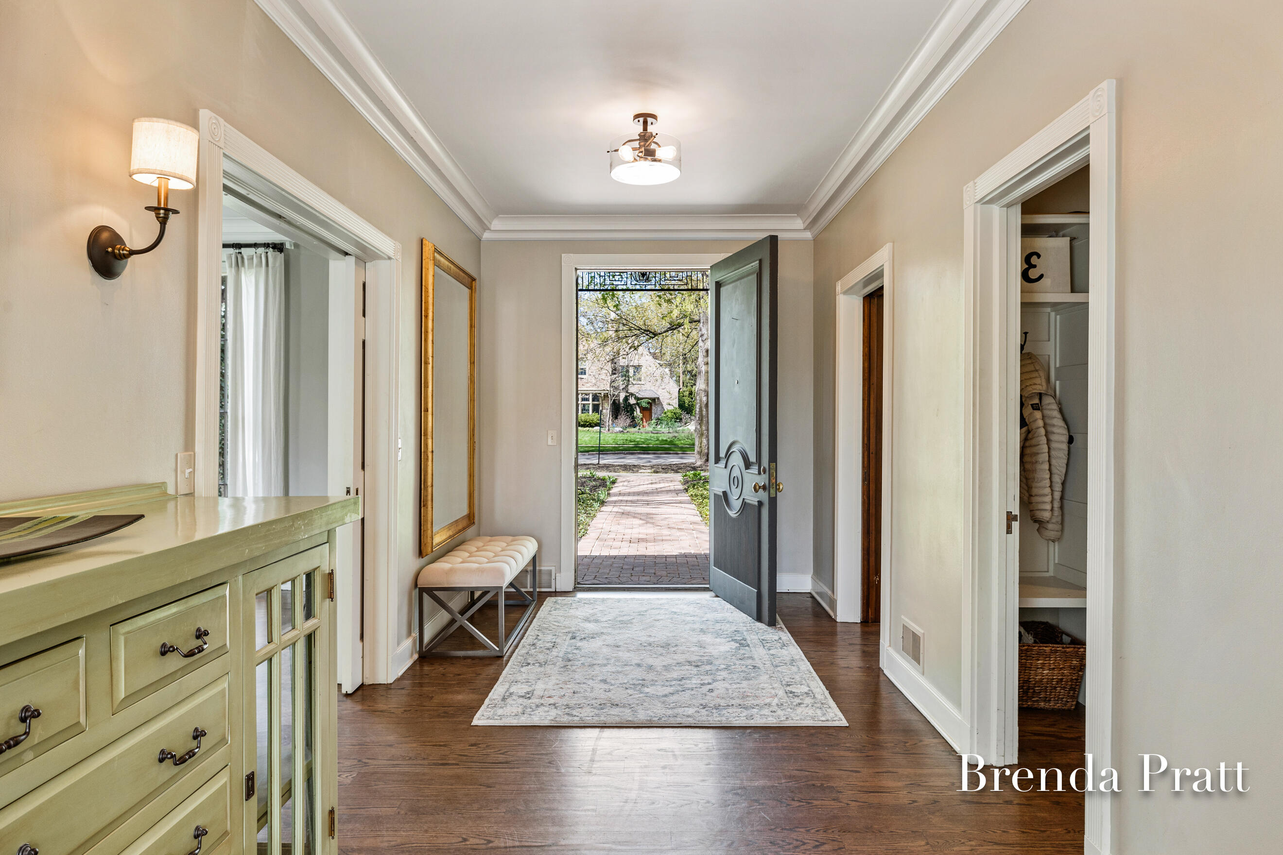 400 Cambridge Boulevard SE