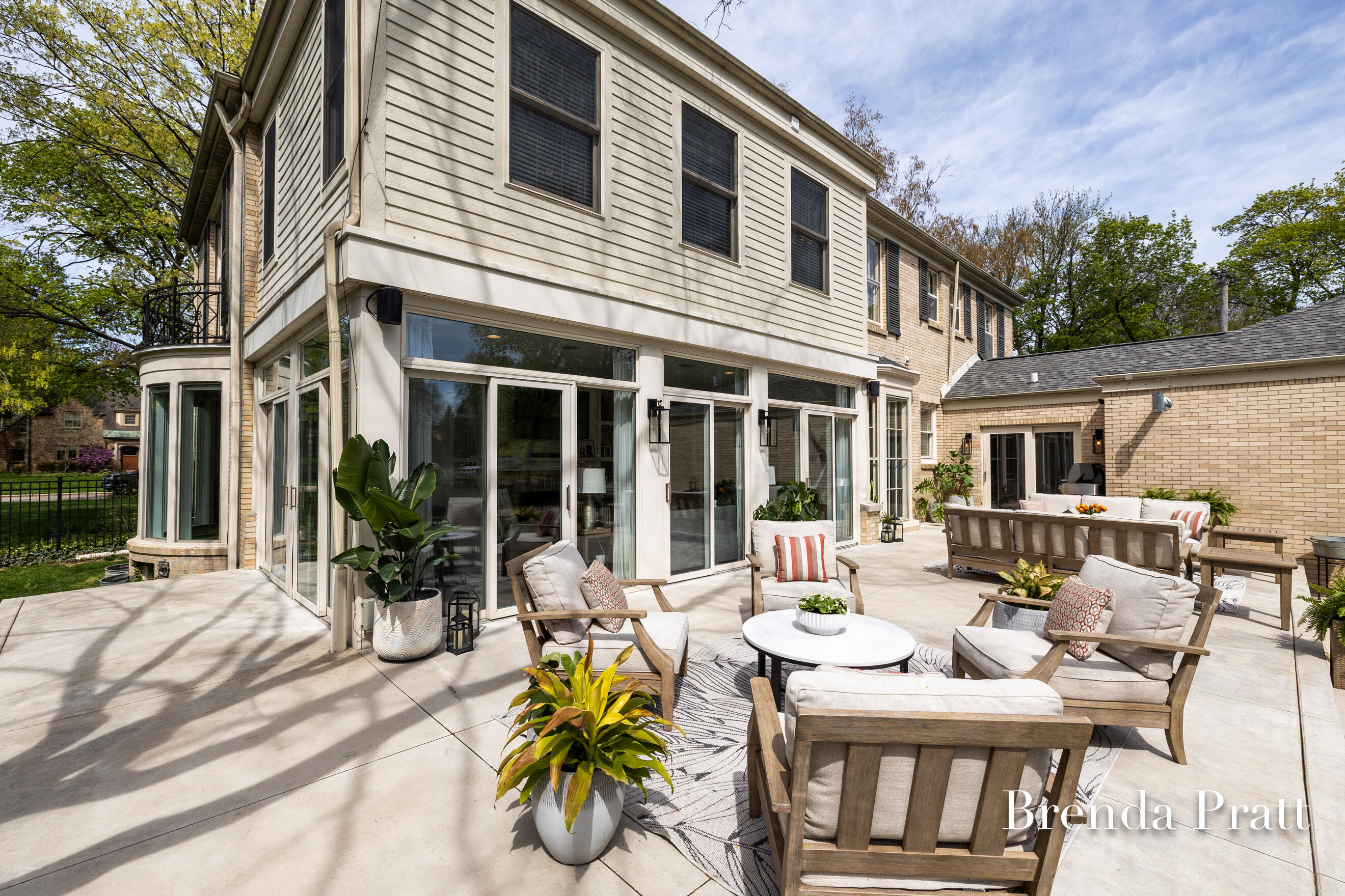 400 Cambridge Boulevard SE