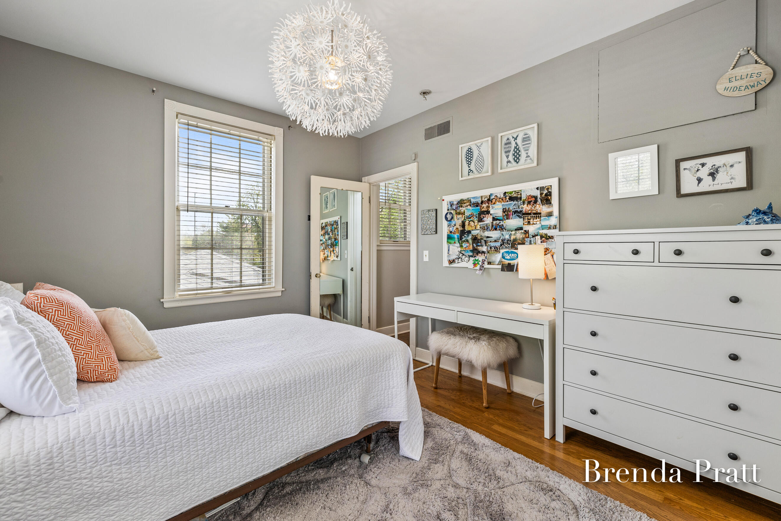 400 Cambridge Boulevard SE