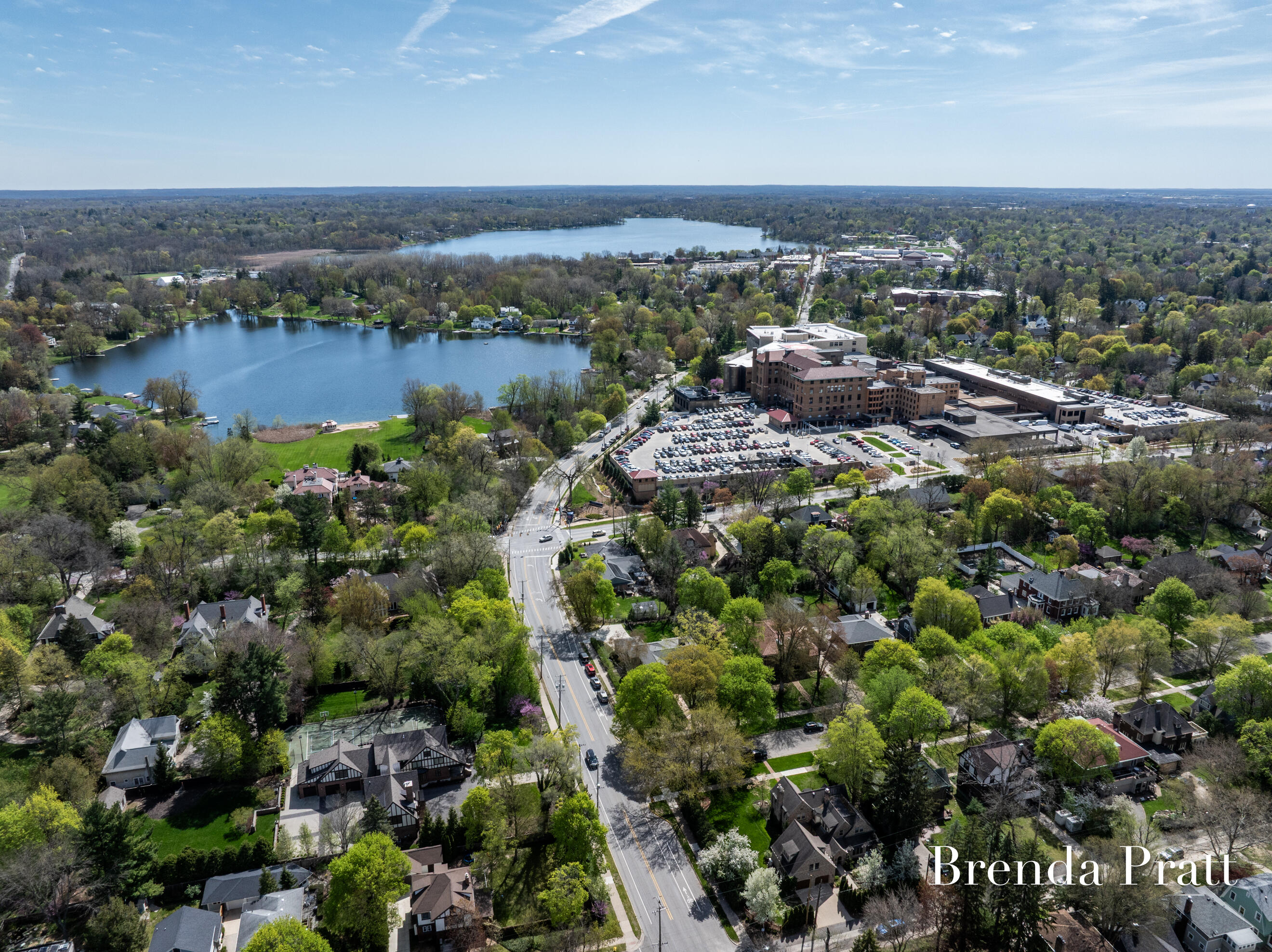 400 Cambridge Boulevard SE