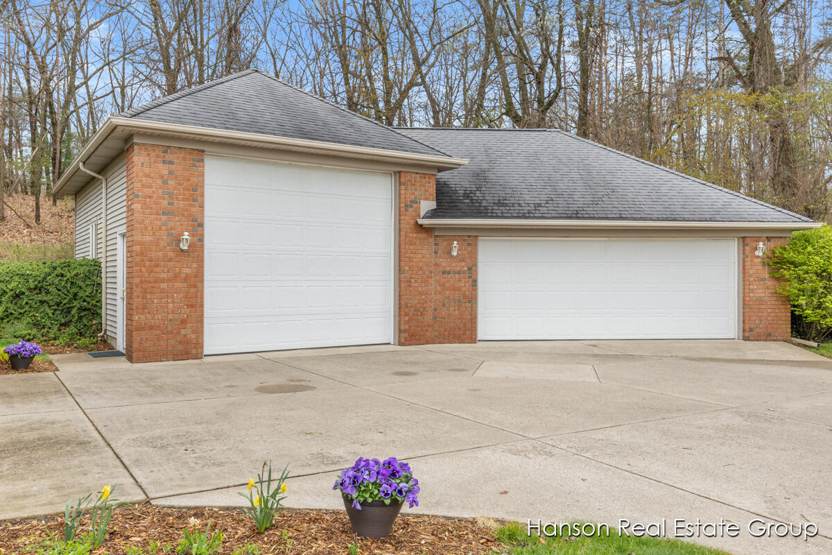 9200 Bailey Drive NE