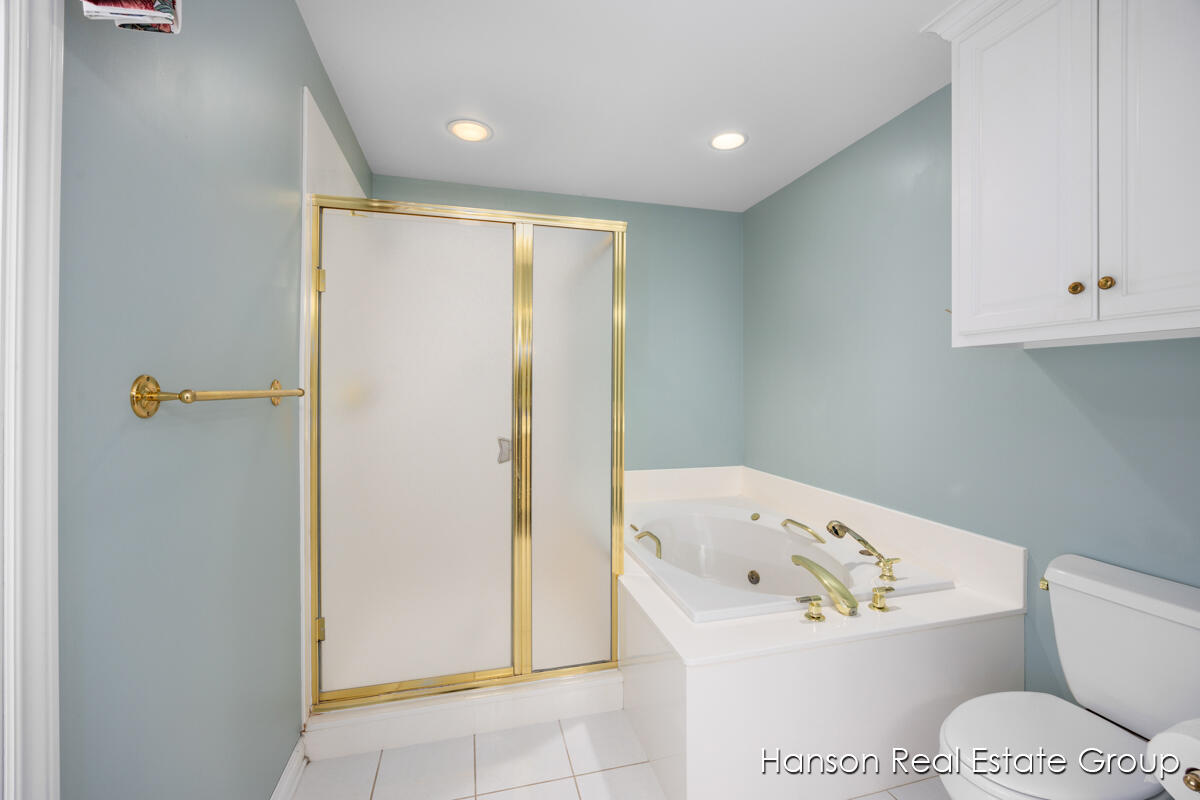 9200 Bailey Drive NE