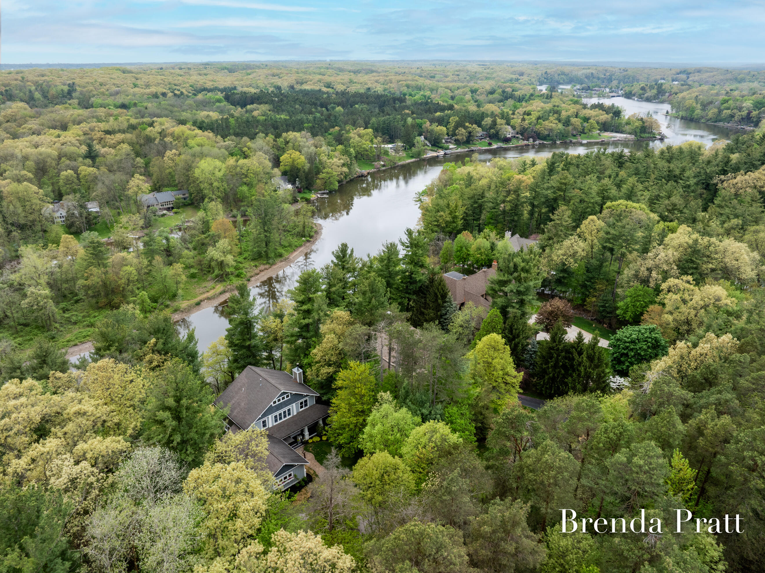 2100 Timber Point Drive SE