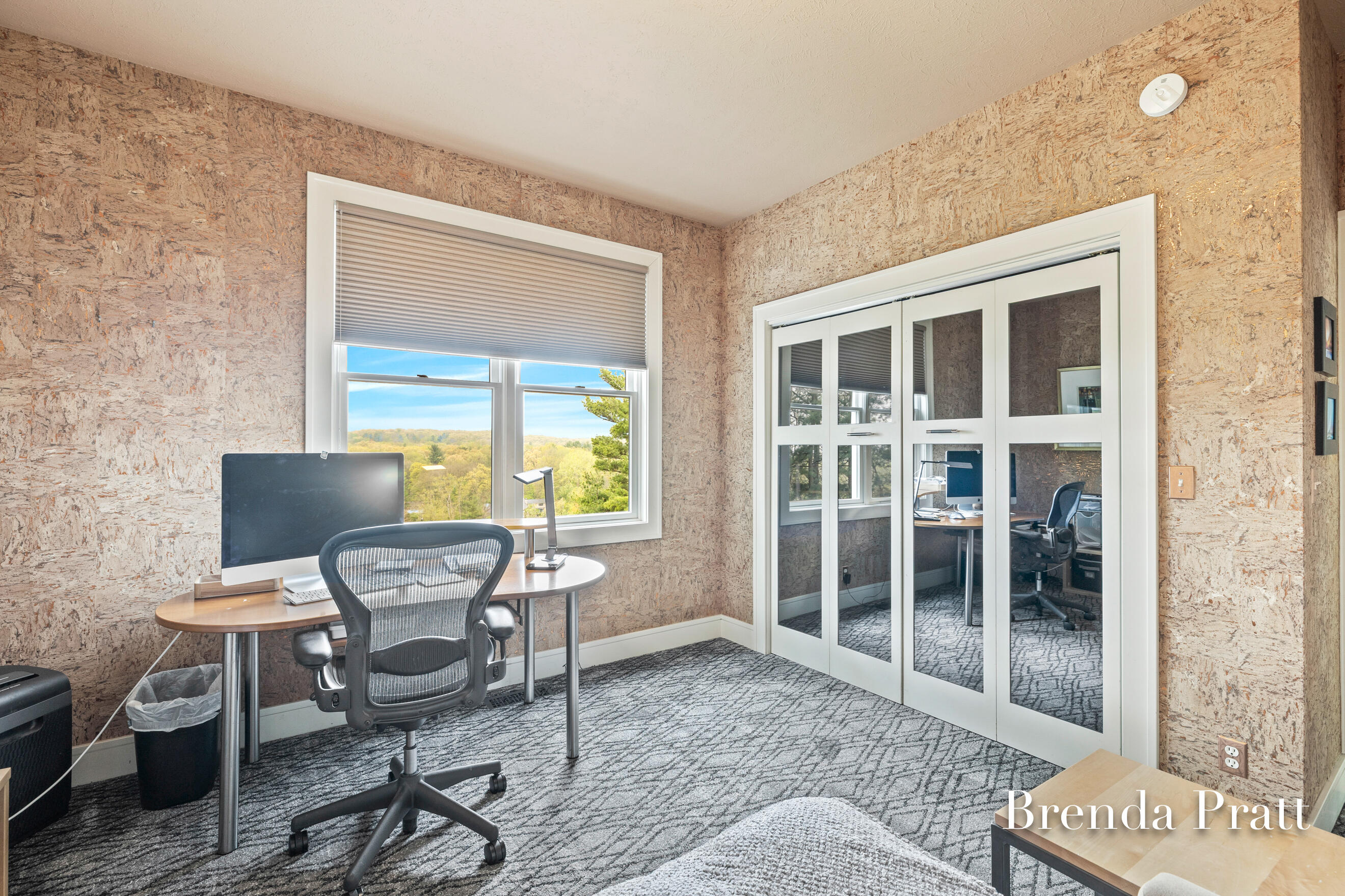 2100 Timber Point Drive SE