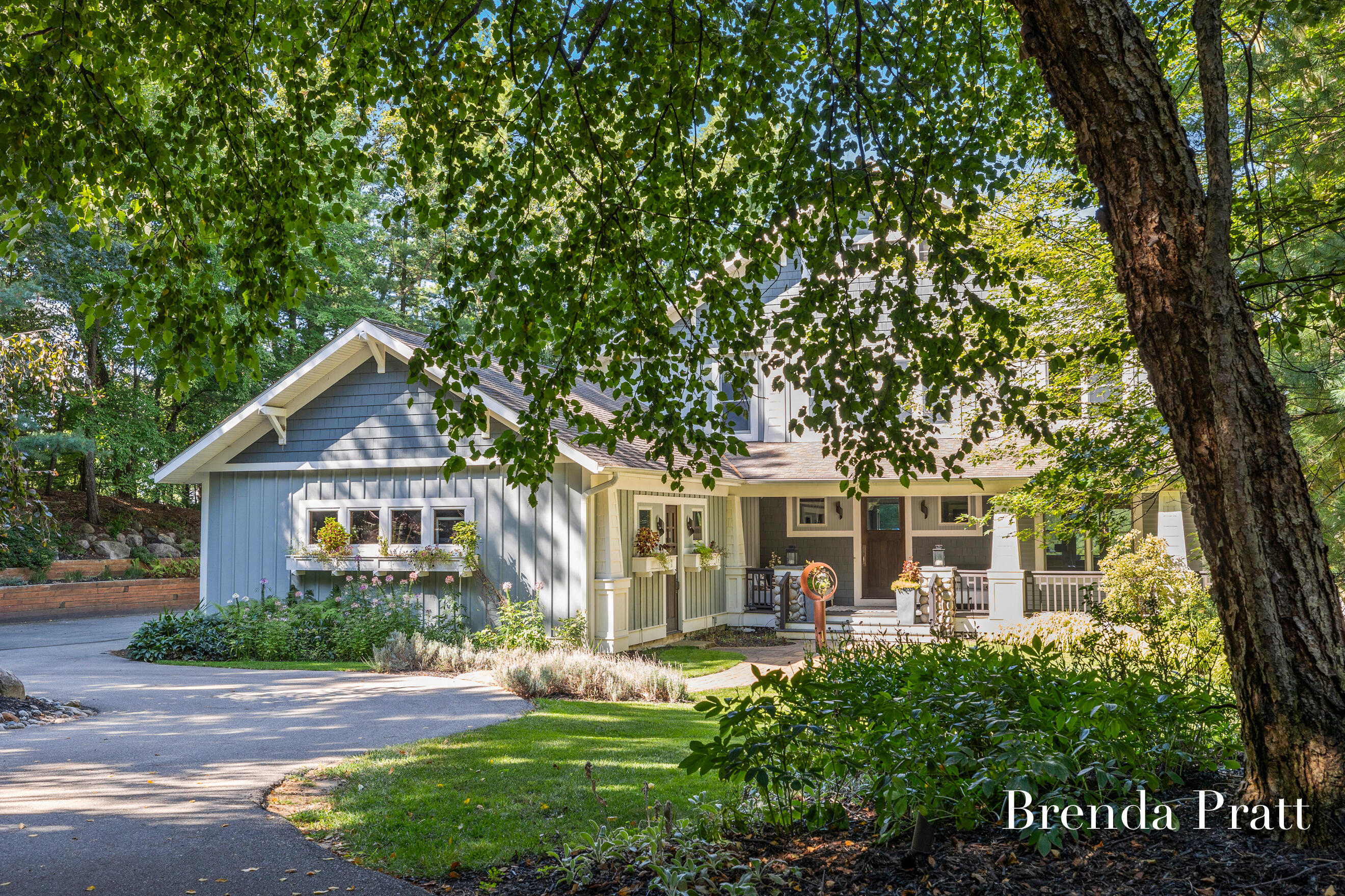 2100 Timber Point Drive SE