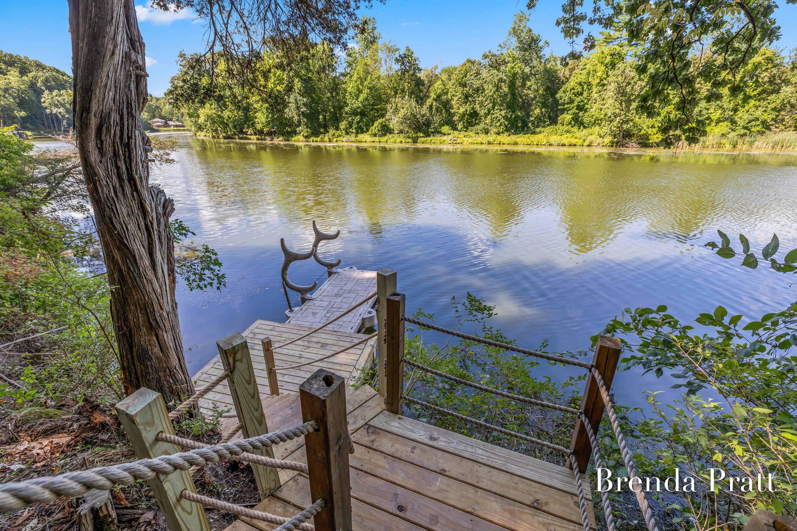 2100 Timber Point Drive SE