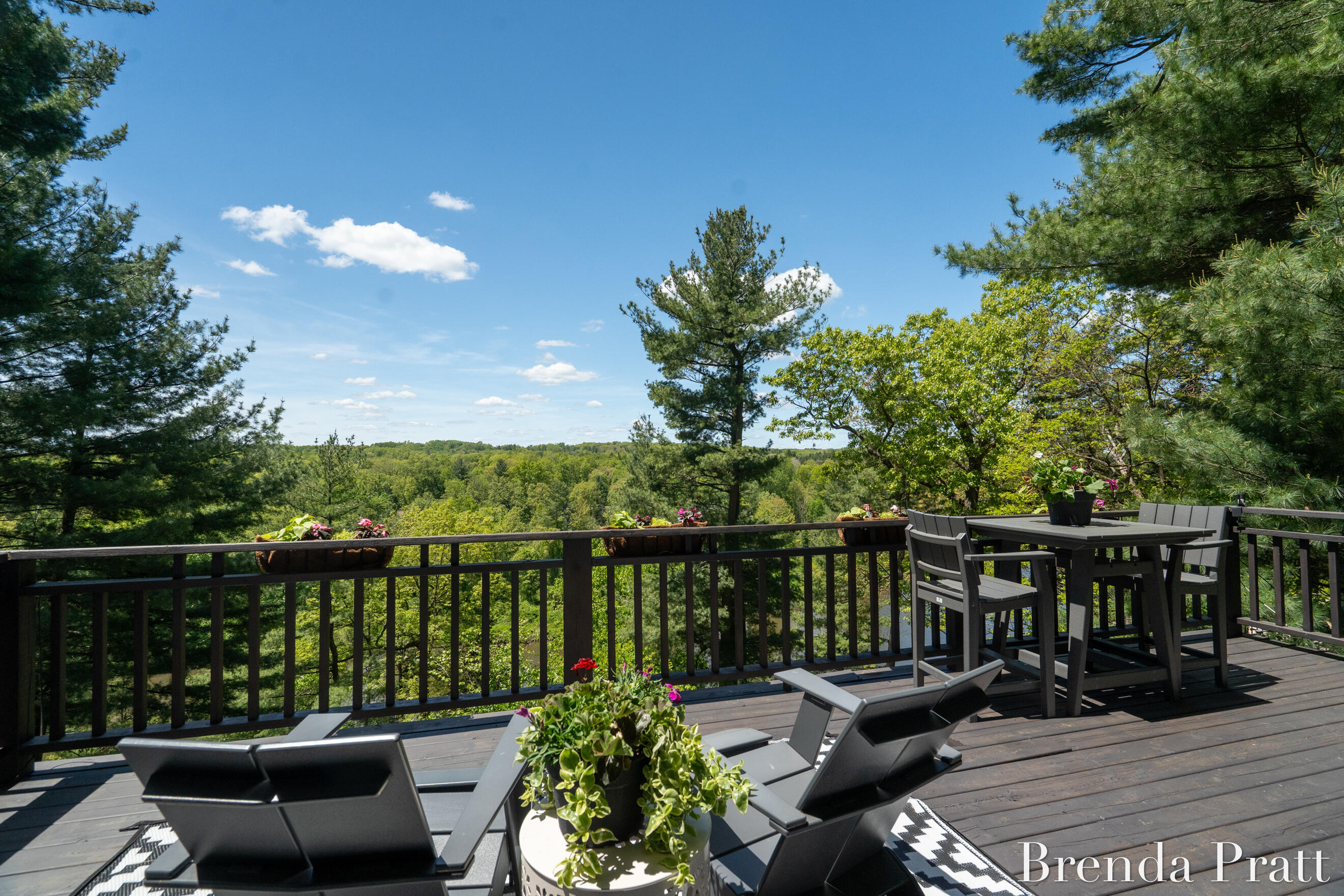 2100 Timber Point Drive SE